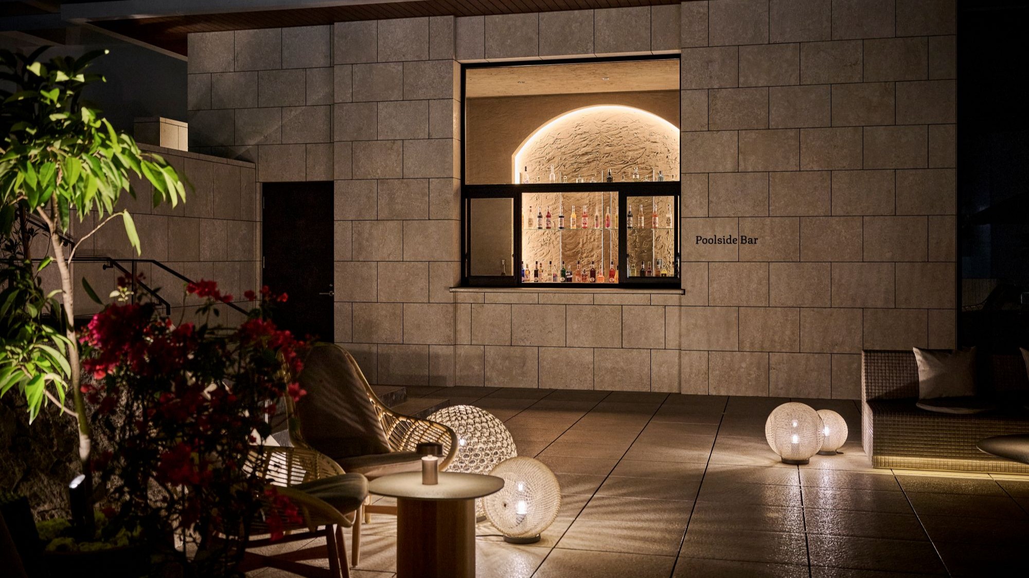 プールサイドバー​ イメージ