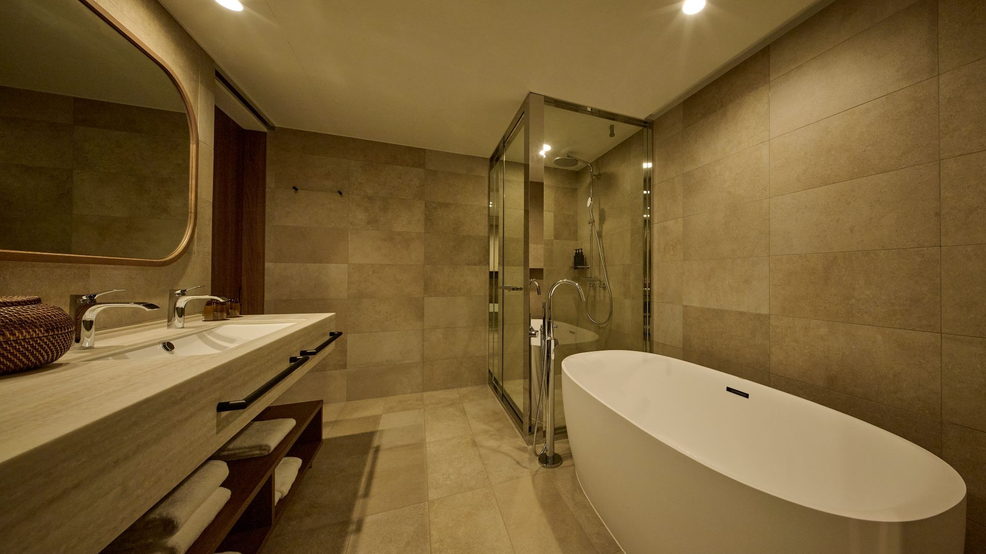 アイコニックスイート バスルームイメージ