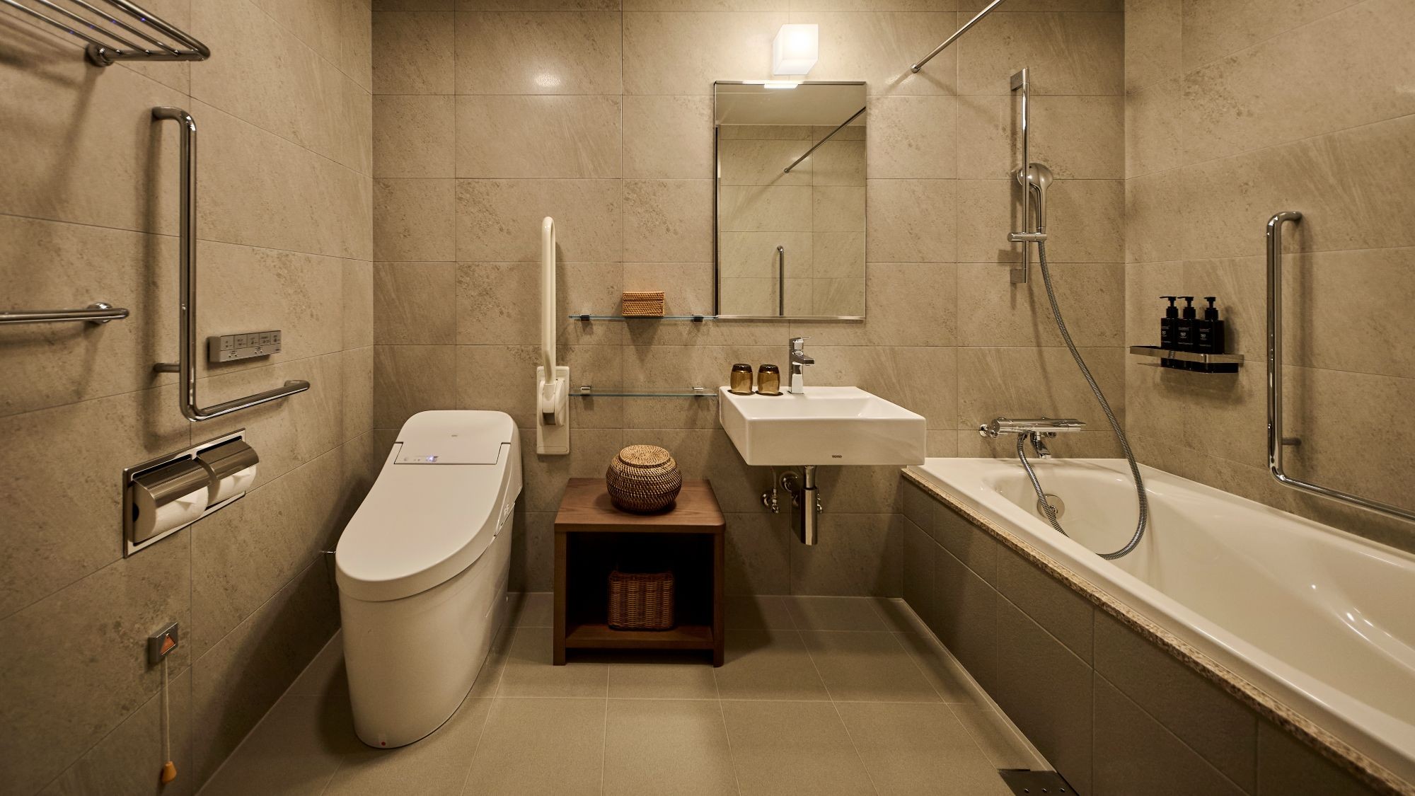 ユニバーサルツイン バスルーム イメージ