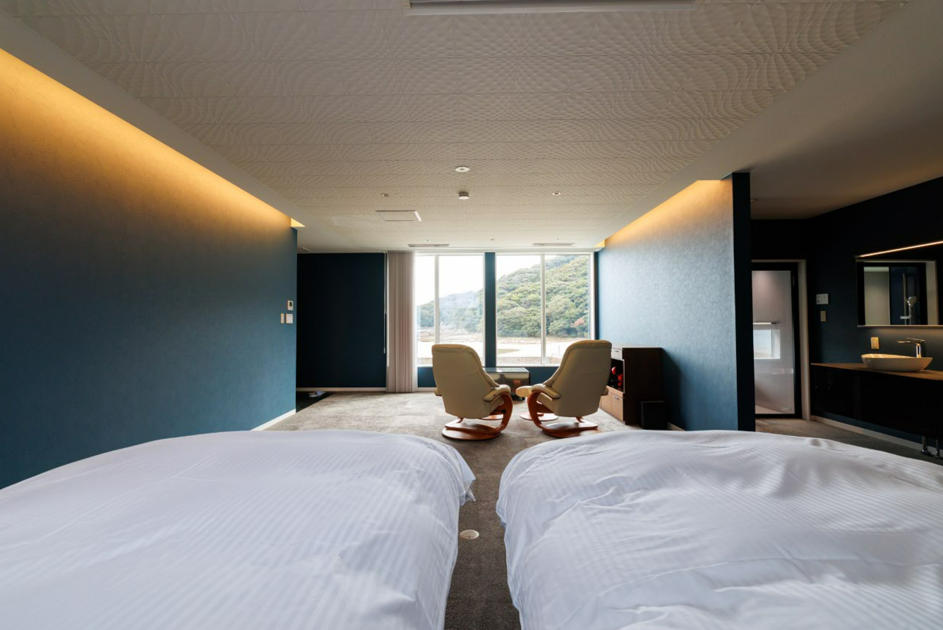 Blue Ocean View 2F Living room2