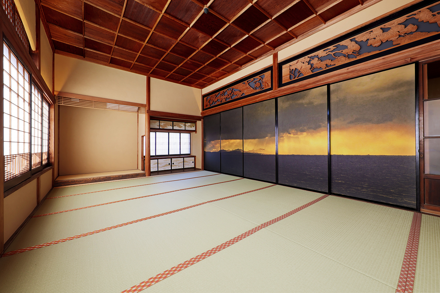 爽やかな日差しで朝を迎えられる写真アートのあるお部屋