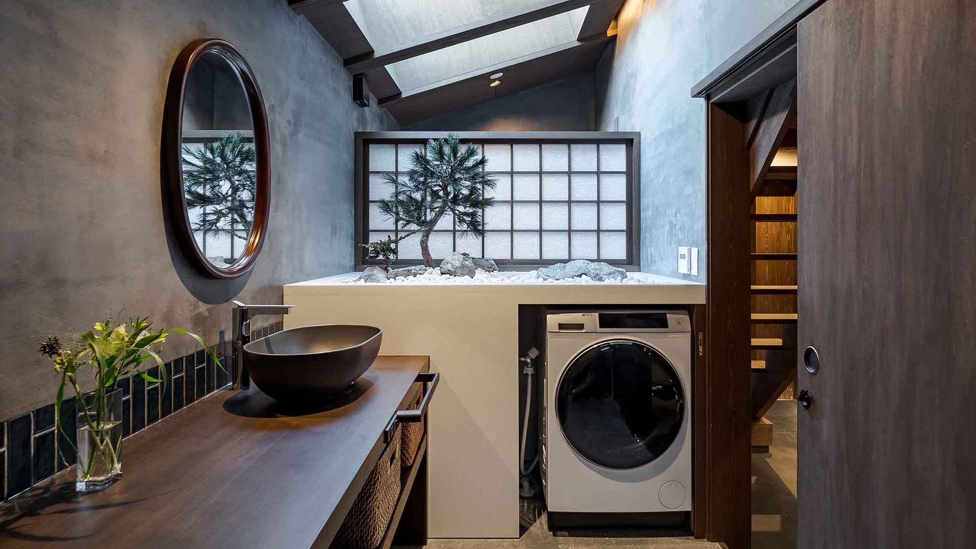 1F 洗面・洗濯乾燥機