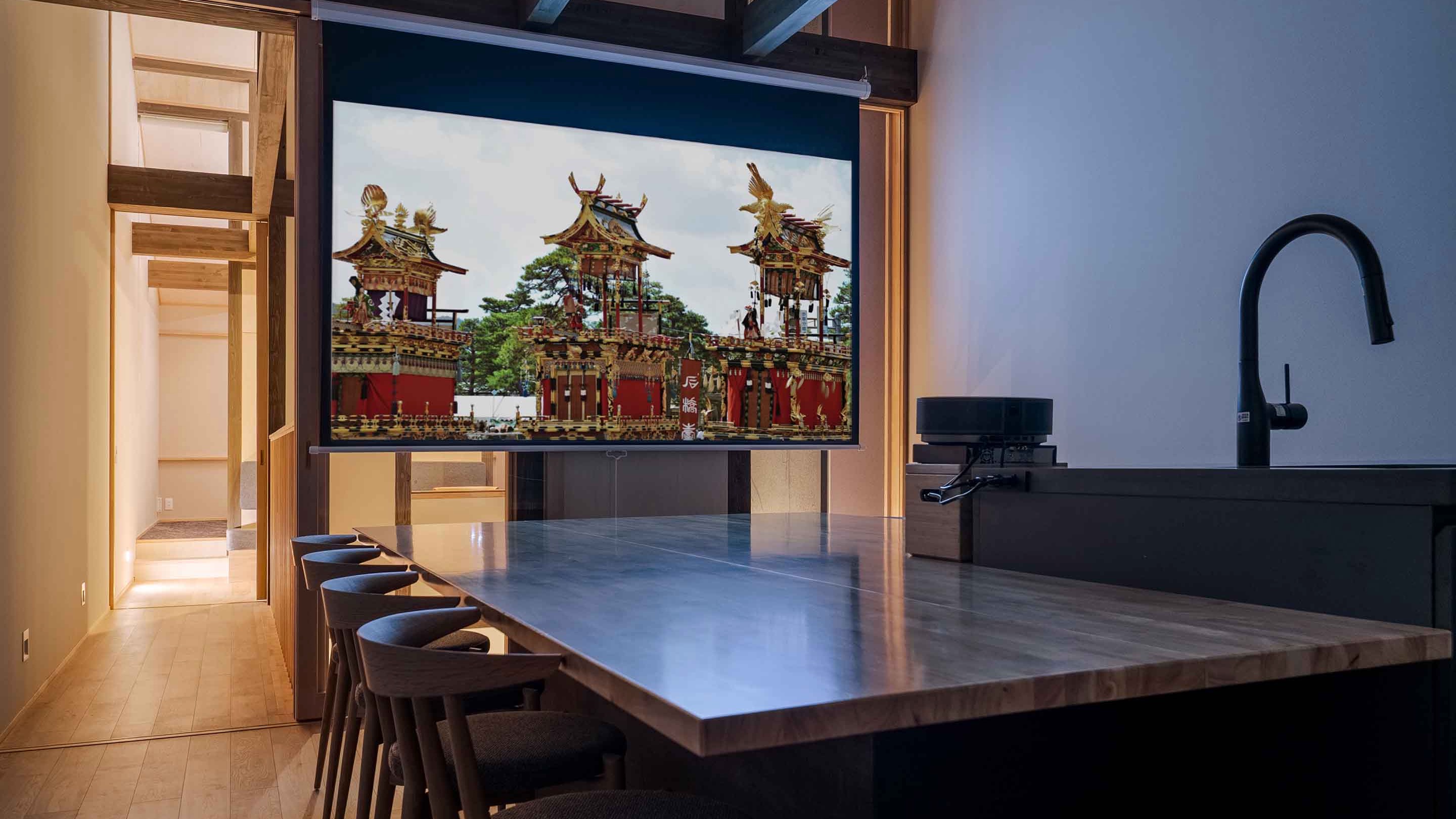 リビングダイニング【あおの花】