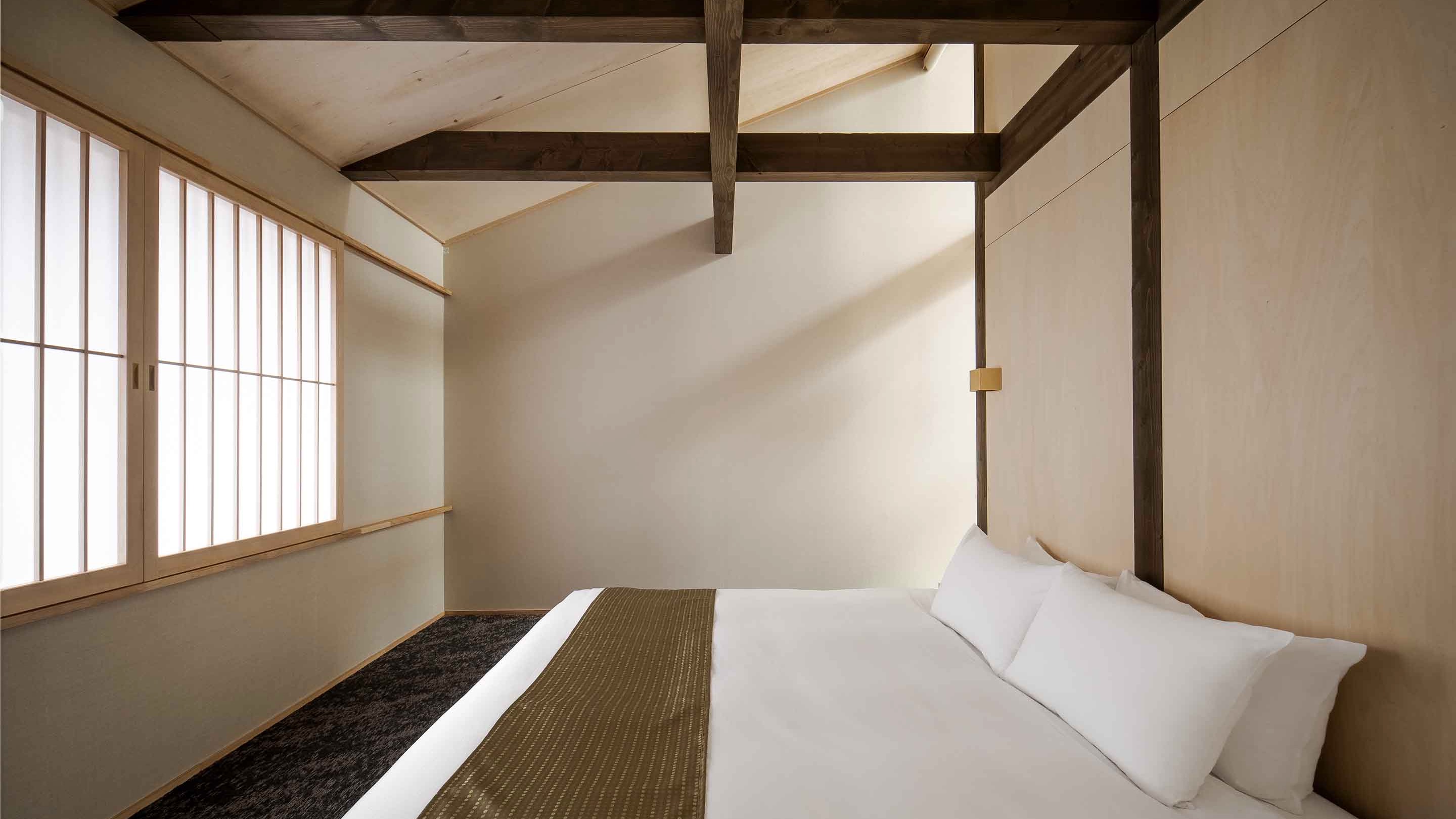 洋室【花里町 あおの花】