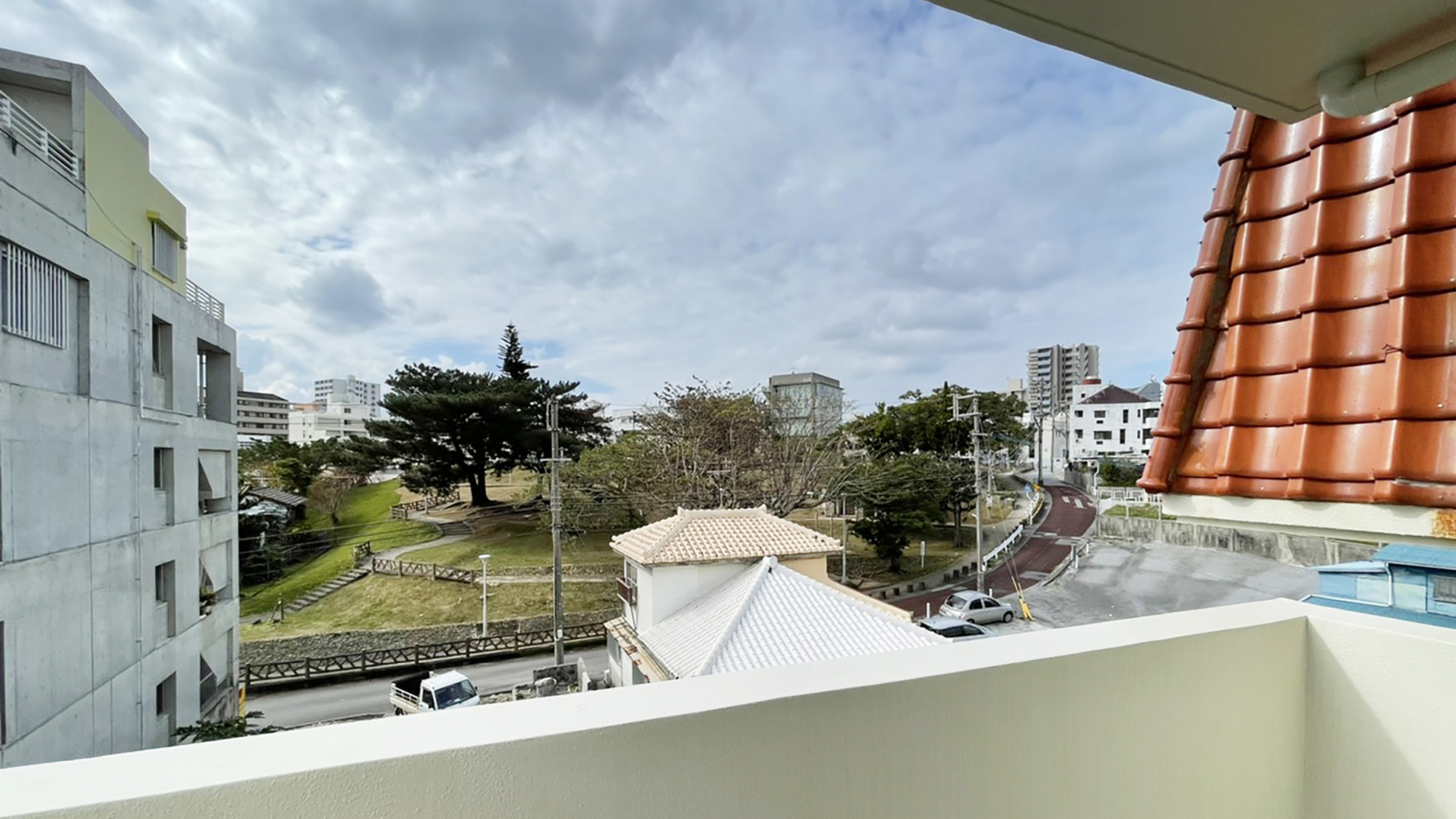 【眺望】沖縄のメインストリート国際通りから徒歩2分。観光にもビジネスにも便利な立地です。 