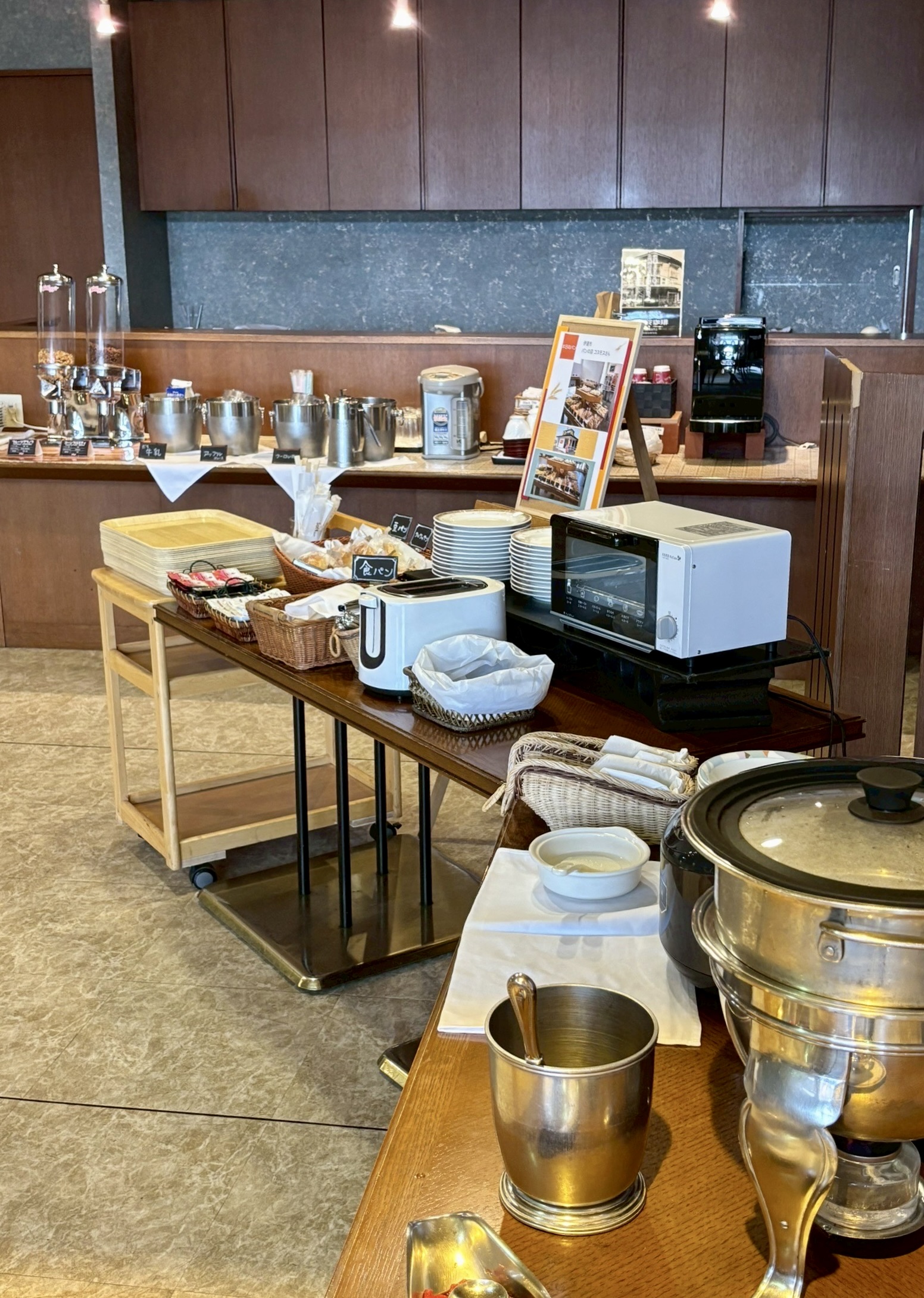 朝食ビュッフェコーナー 