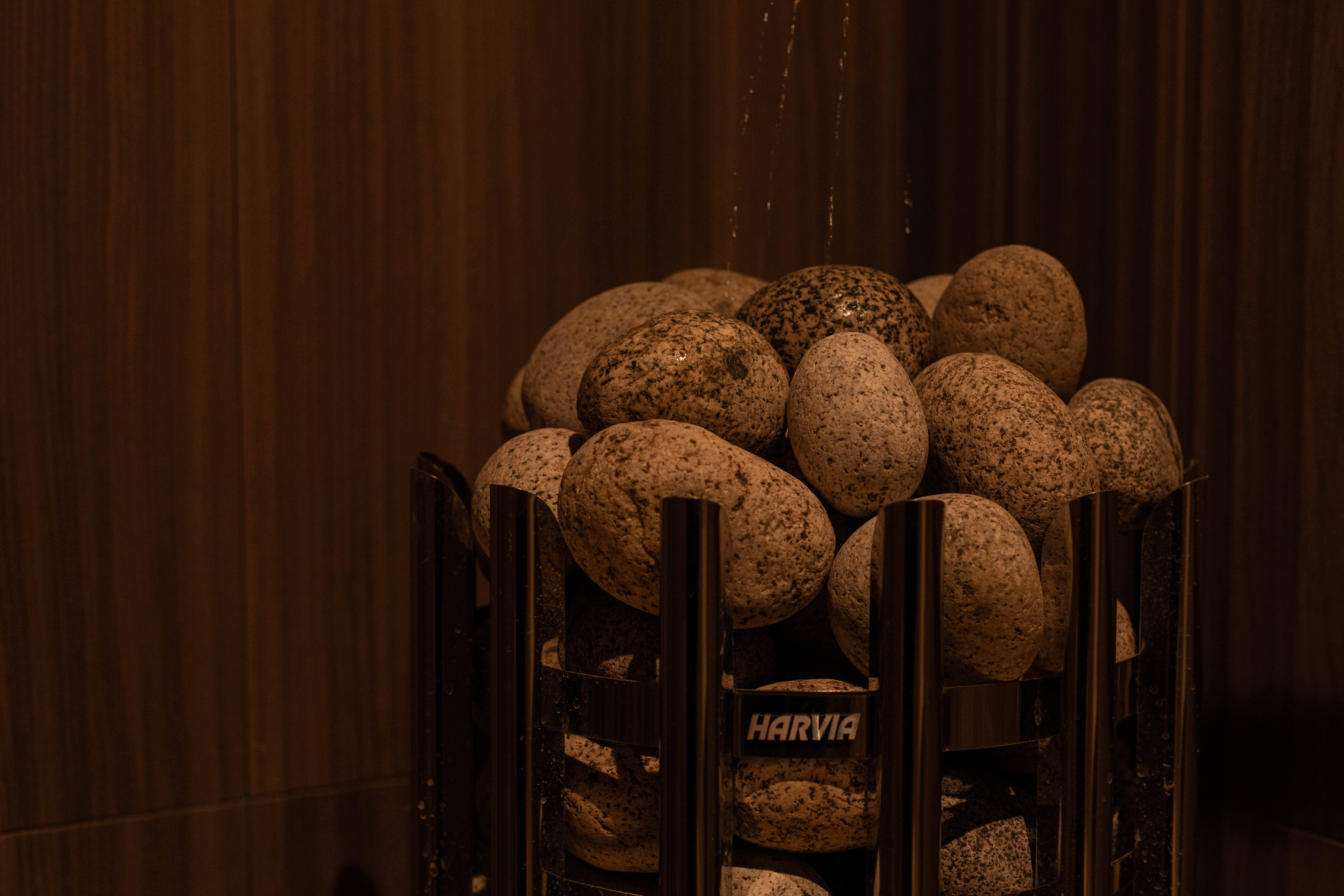 サウナストーブ