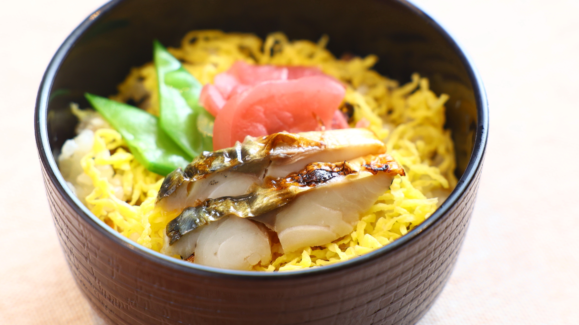 ご当地逸品「焼き鯖ちらし寿司」