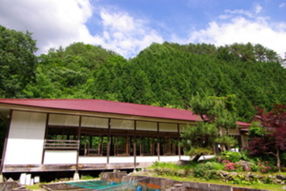 芦谷峡やまめの里