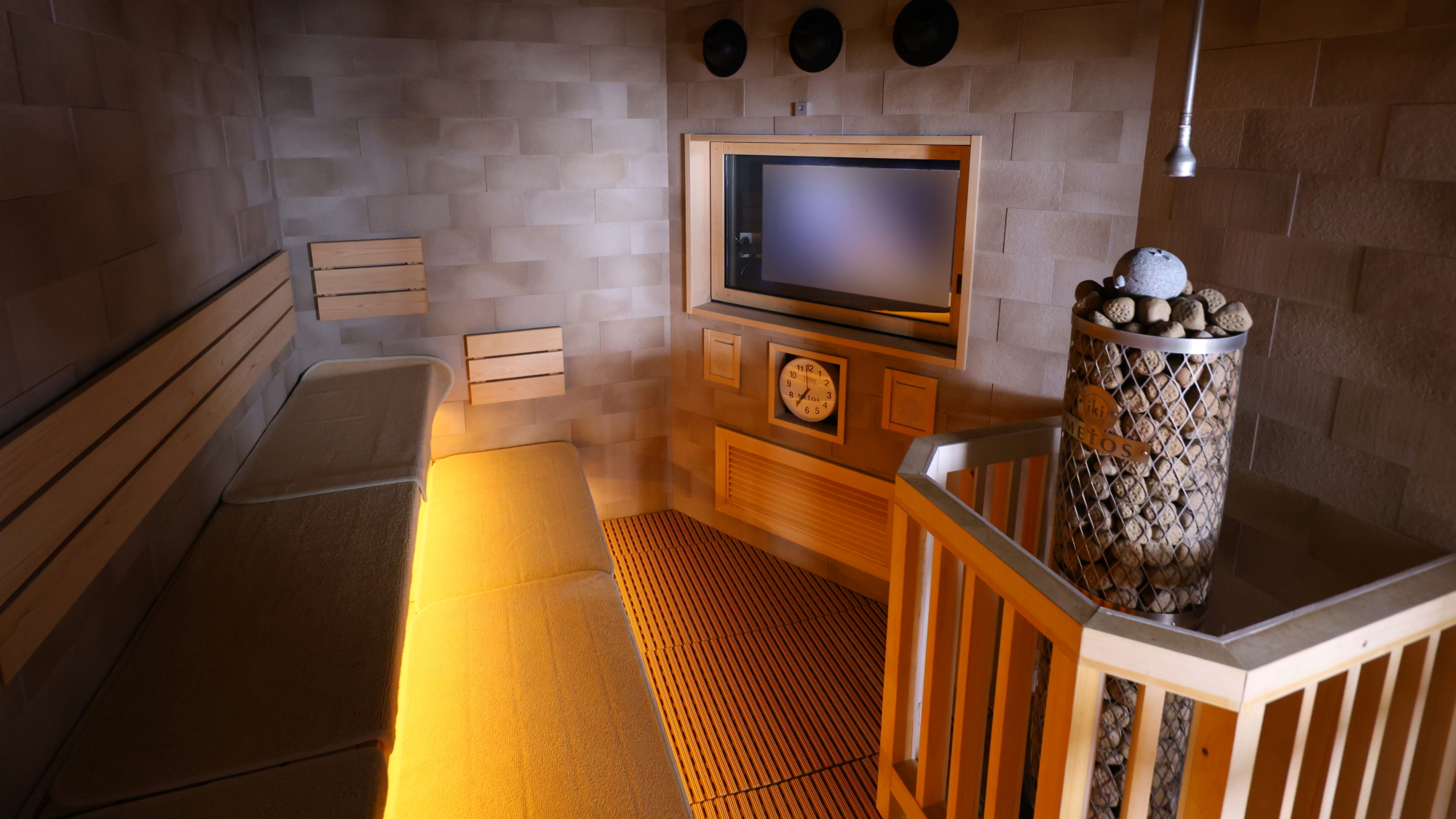 【女性】オートロウリュ高温サウナ（20分に1回のオートロウリュ　室温:90℃～）