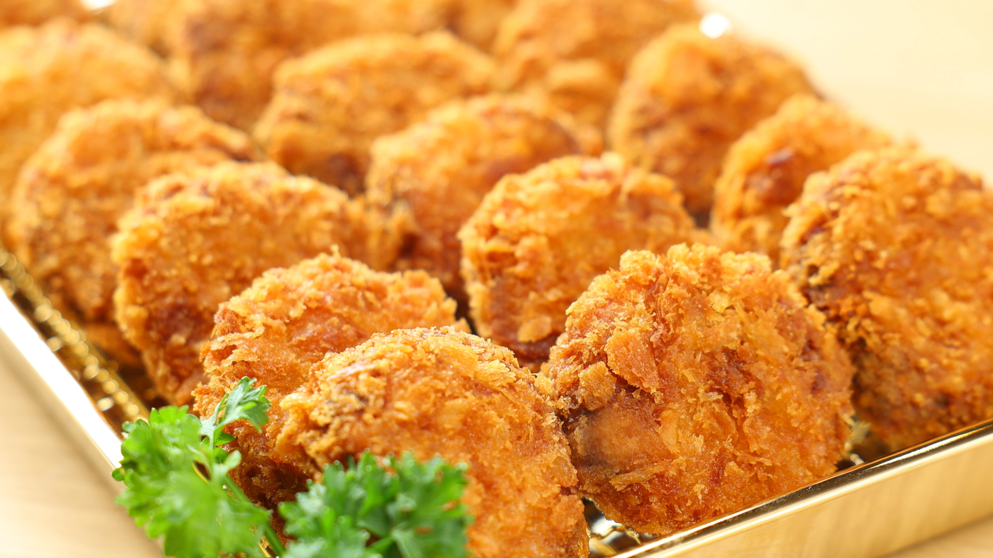 【ご当地逸品料理】あか牛入りメンチカツ