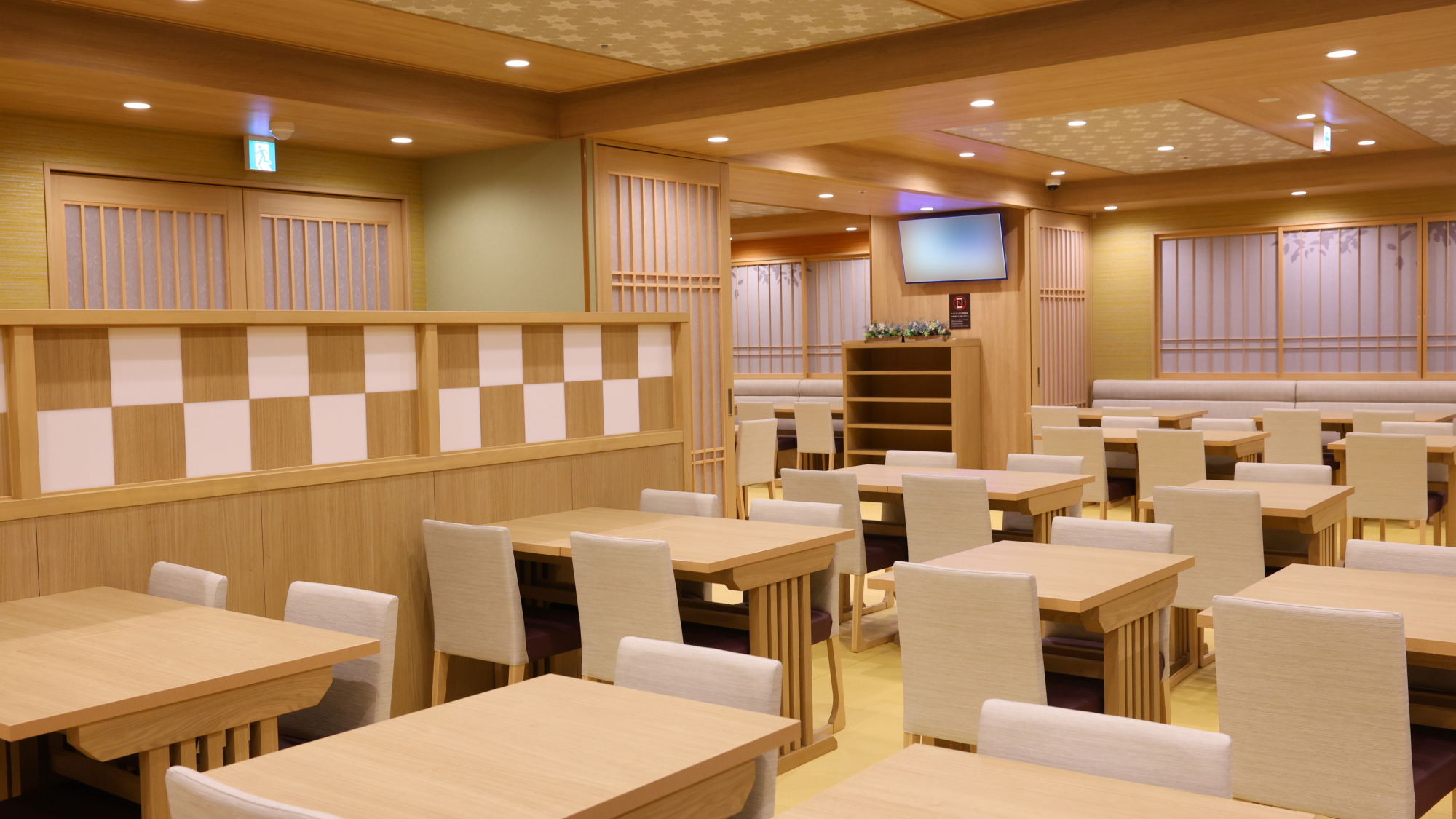 レストラン内観