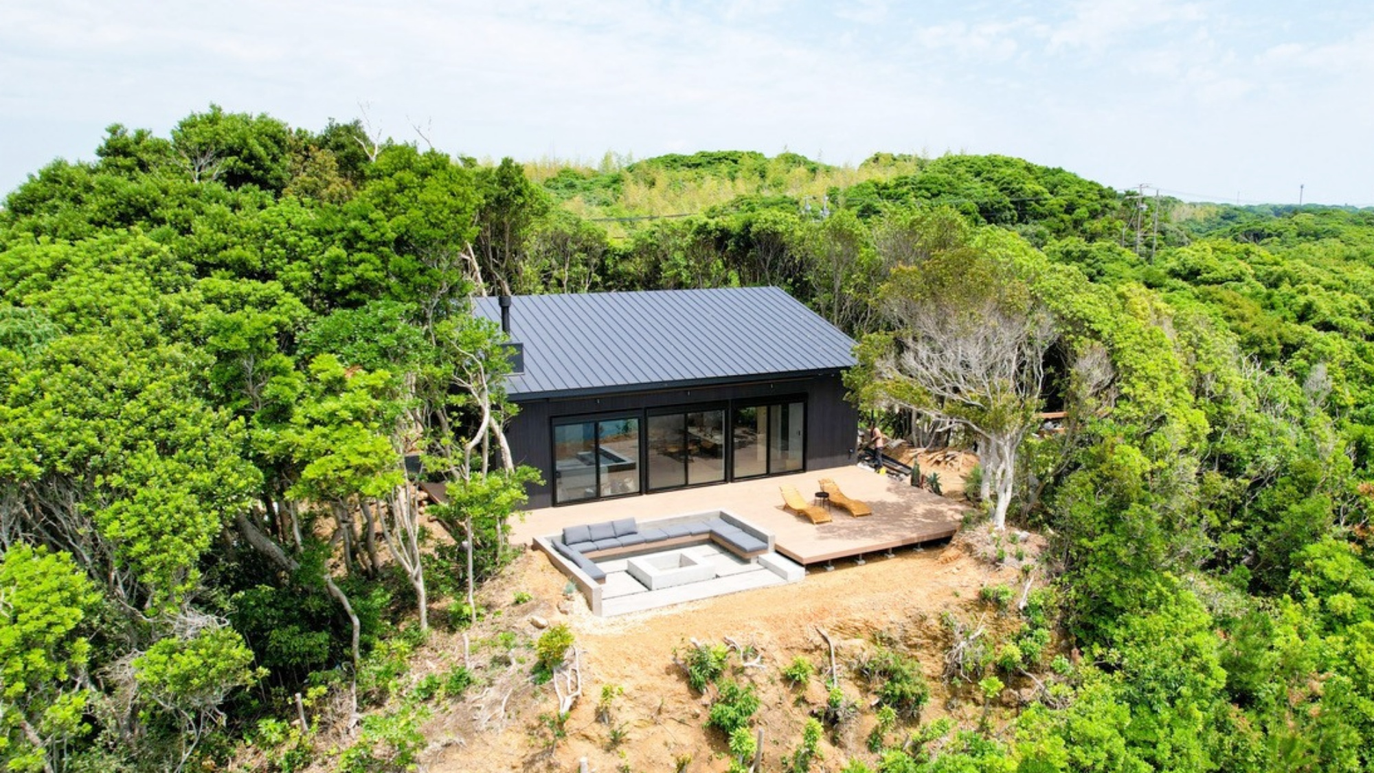 一軒家・ガーデンスペース・駐車場全てご利用可能です。