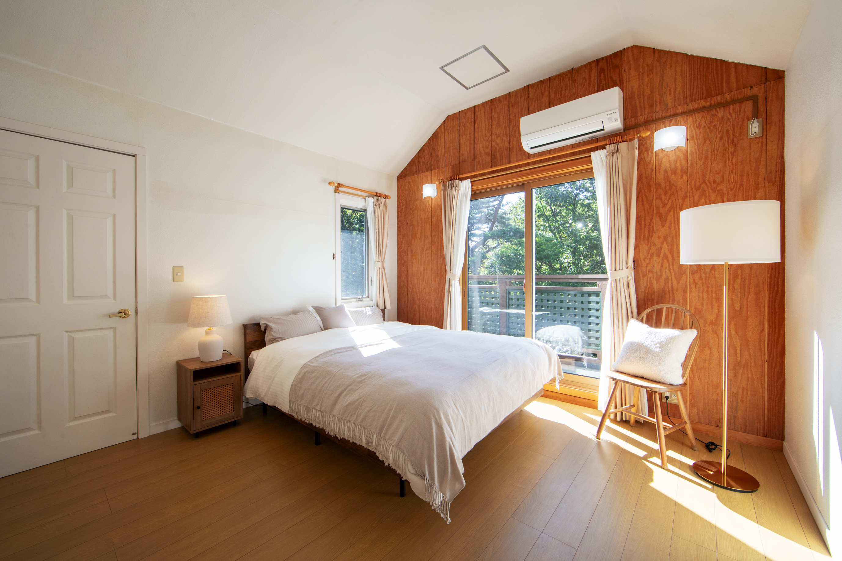 クイーンベッドルーム