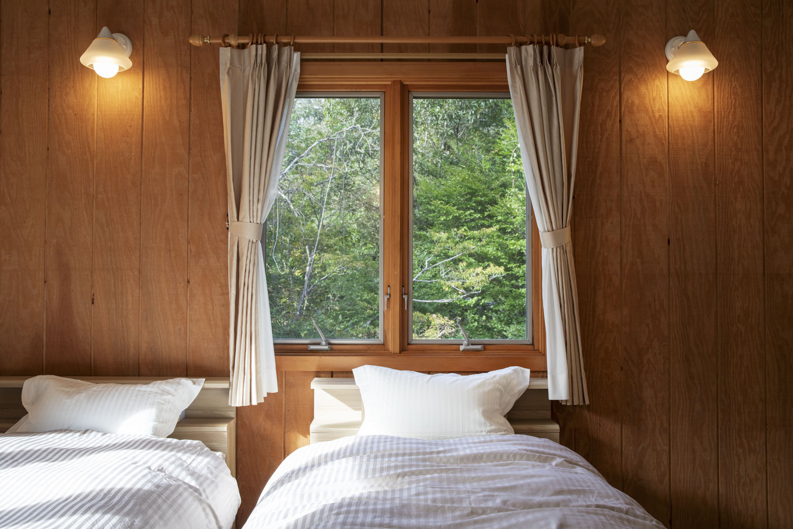 ツインベッドルーム