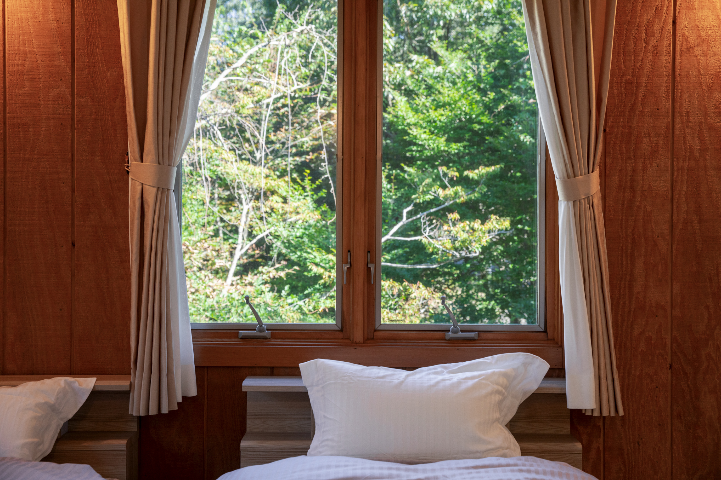 ツインベッドルーム