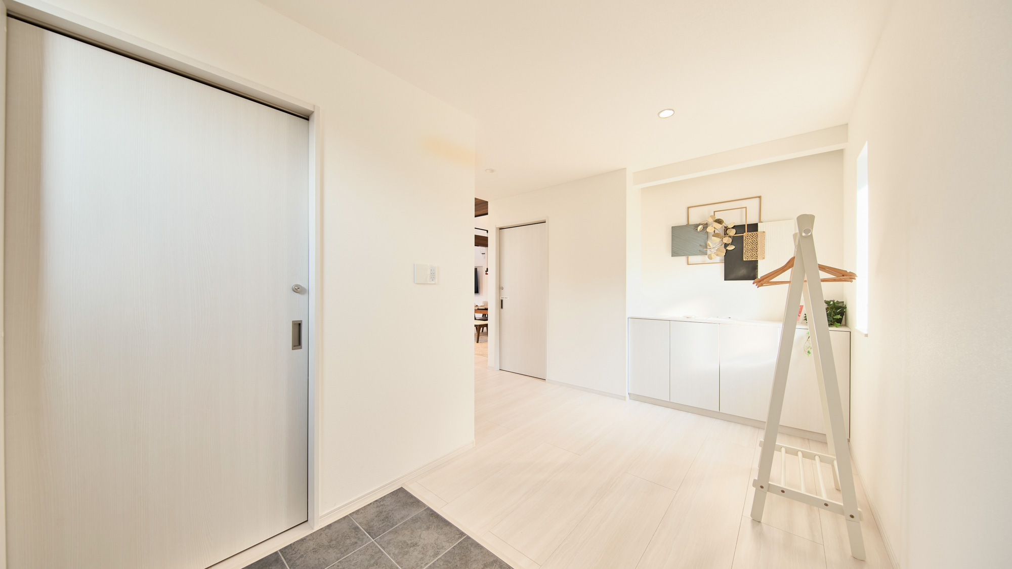 段差のないフラットな玄関