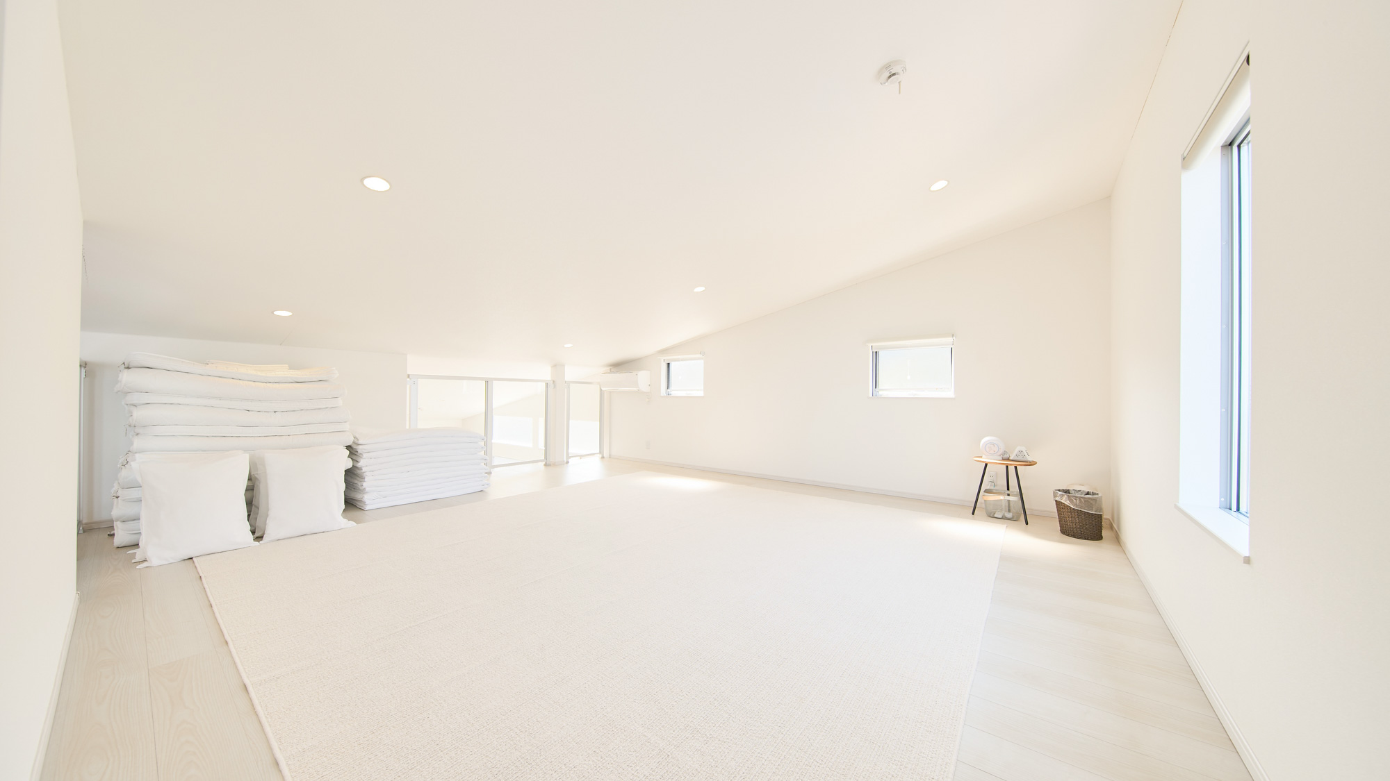 寝室（3F・ロフト）：布団×6セット