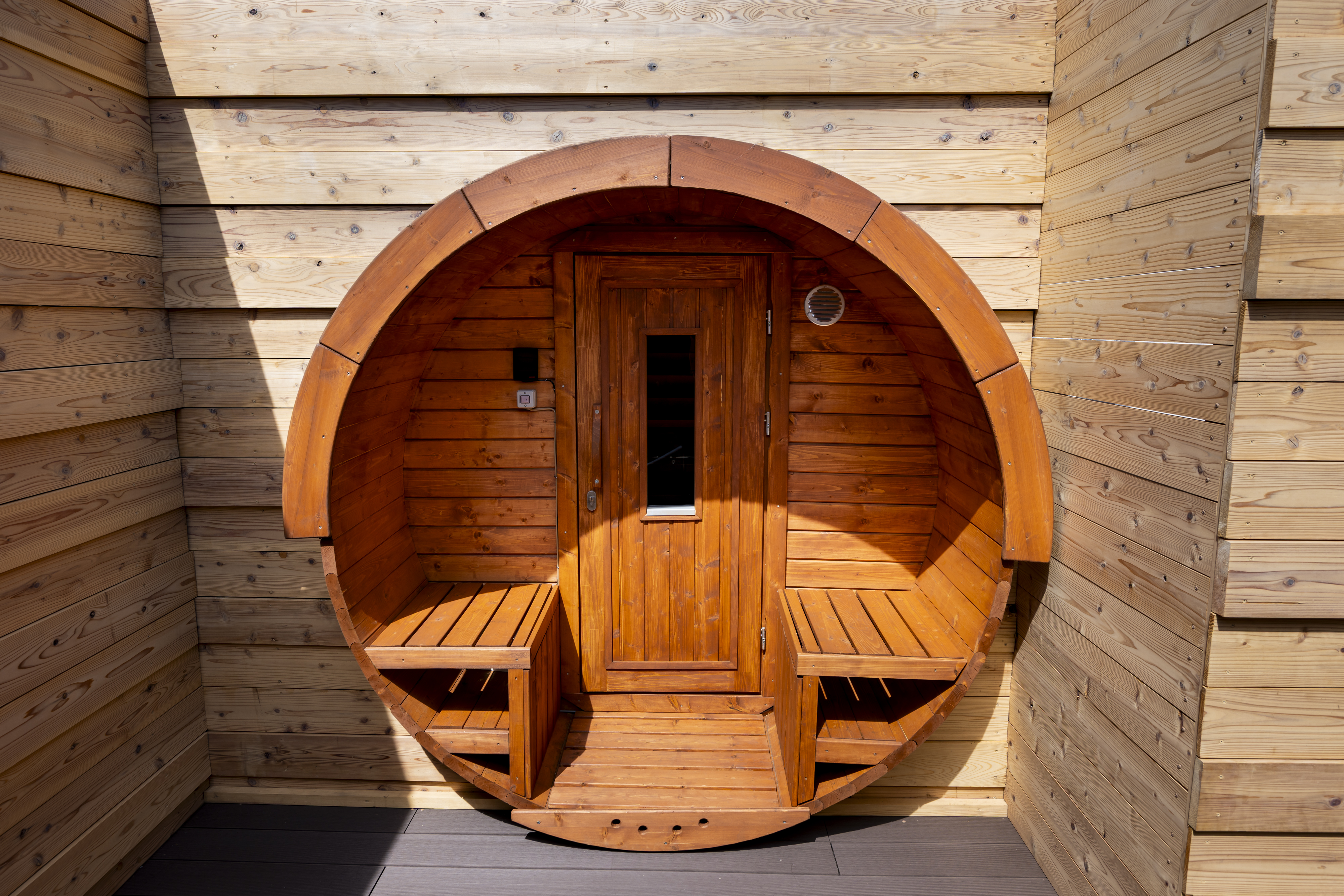 サウナードーム