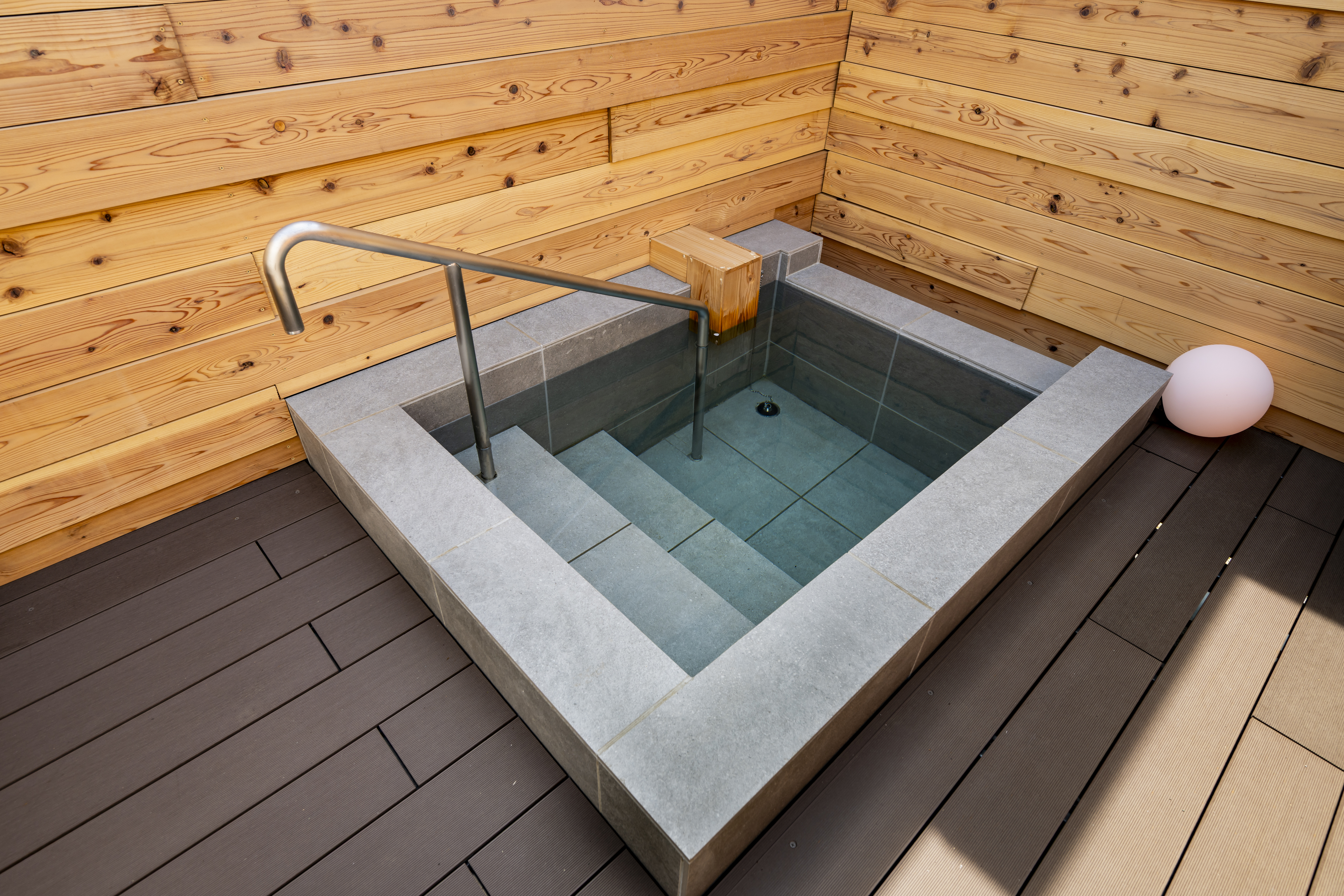 サウナー水風呂