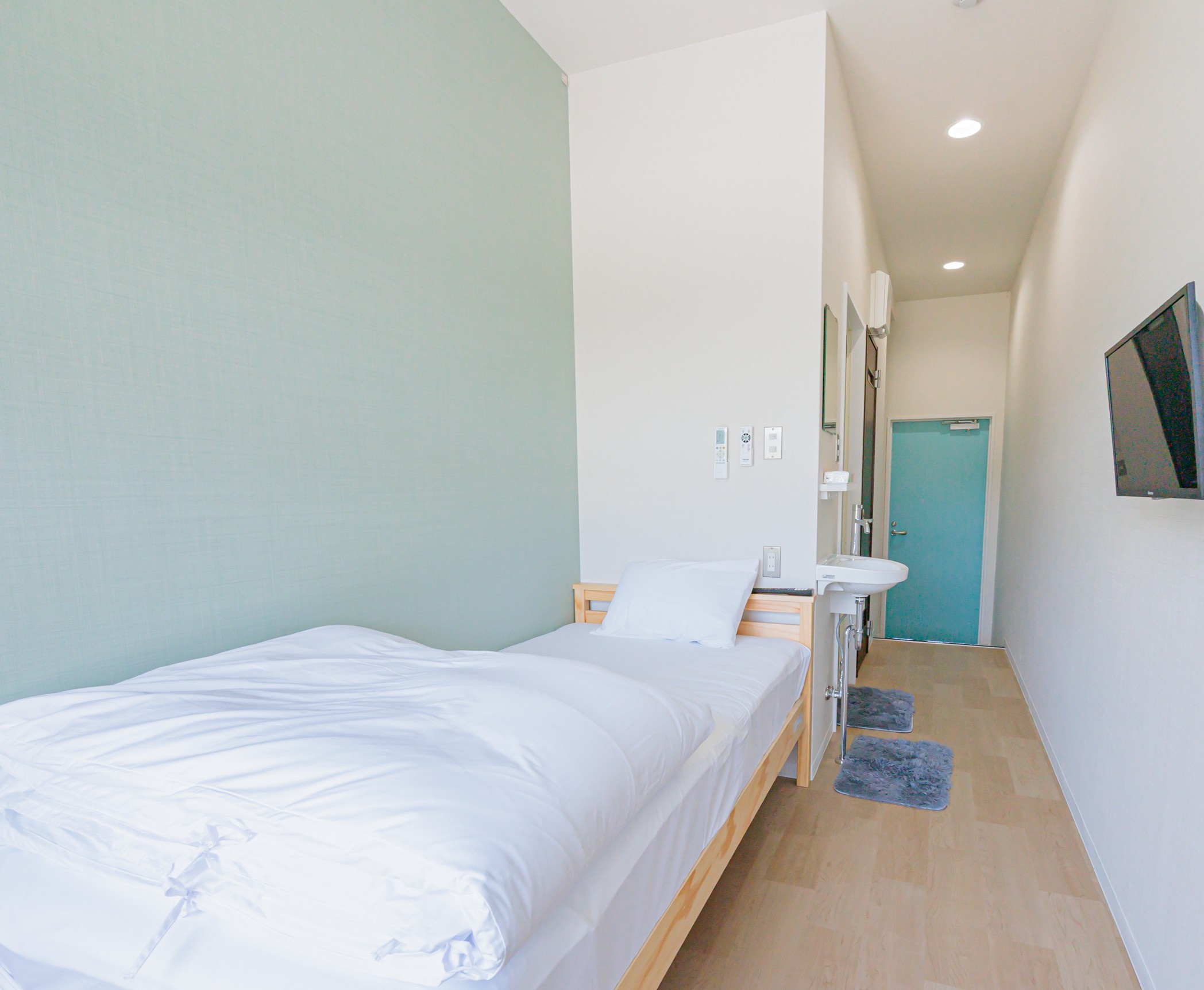 ■禁煙■シングル 全部屋洗濯乾燥機付　洋室　無料Wi-Fi