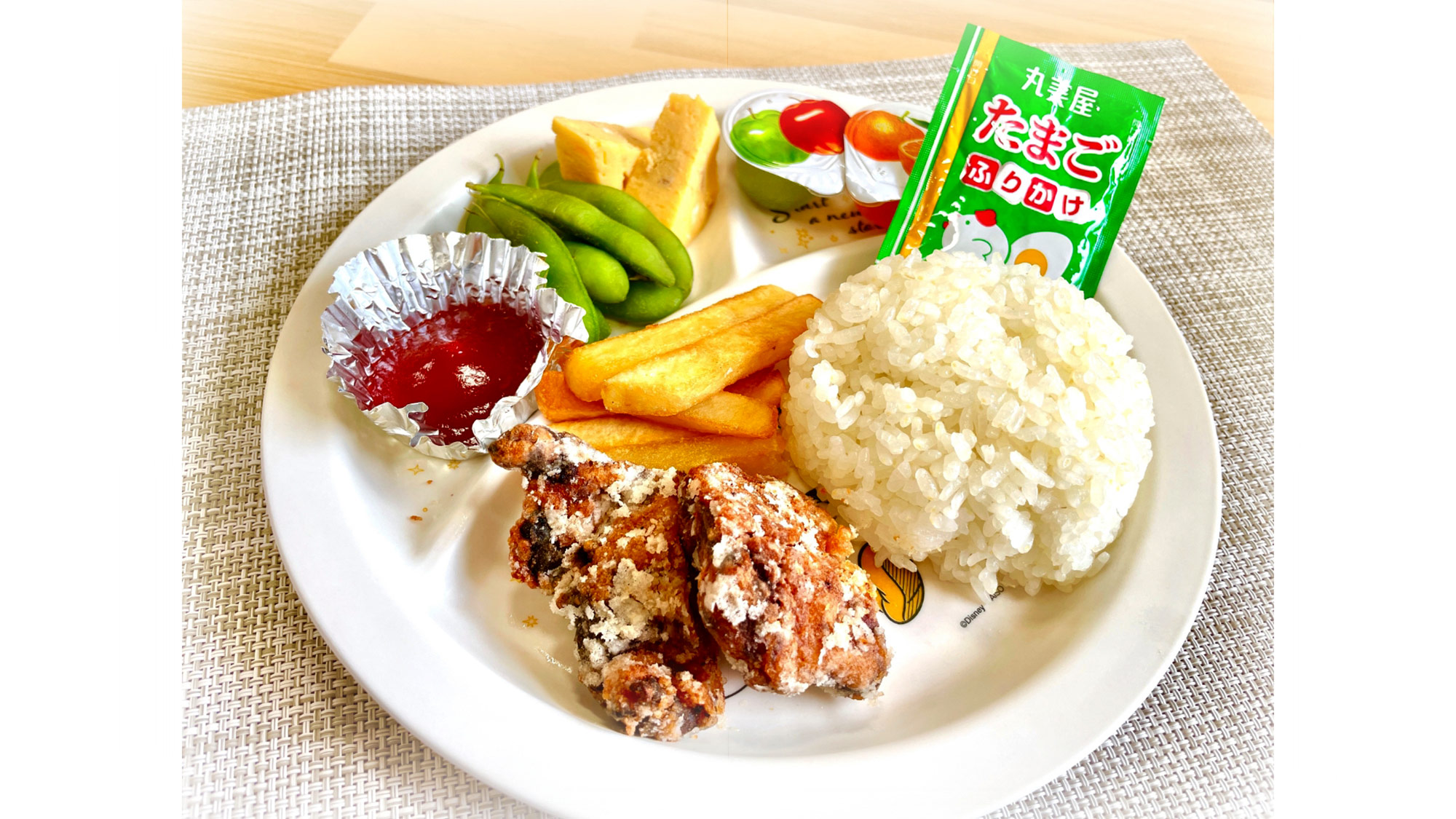 ・【夕食一例/お子様ランチ】お子様が飽きなく少しずつ食べられるプレートです