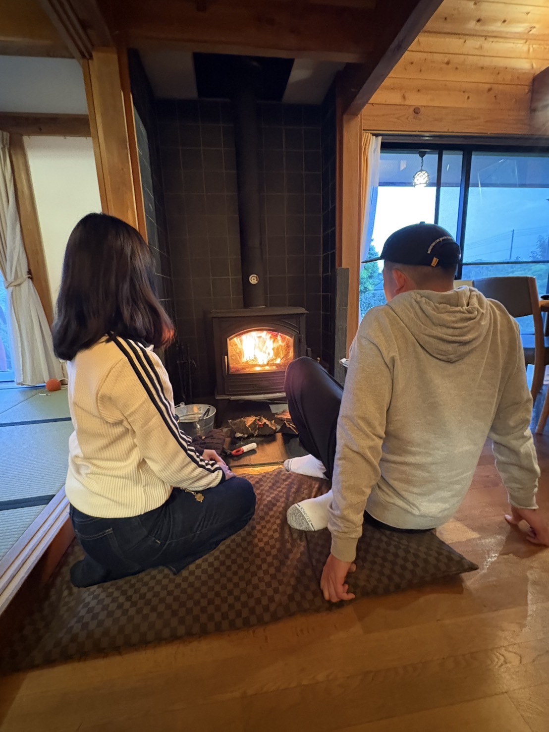 1日1組限定の里山プライベートヴィラ。最大7名様まで宿泊可能。小学校低学年無料。