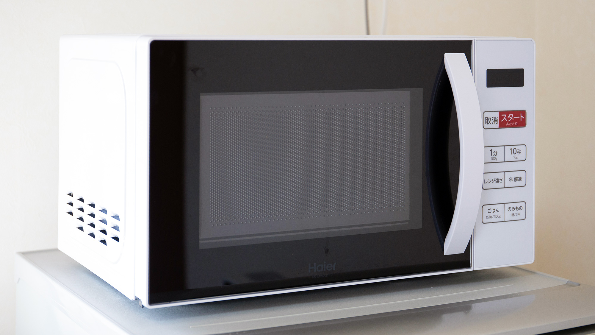 ・【キッチン】電子レンジなどの調理家電も充実。お料理の幅が広がります