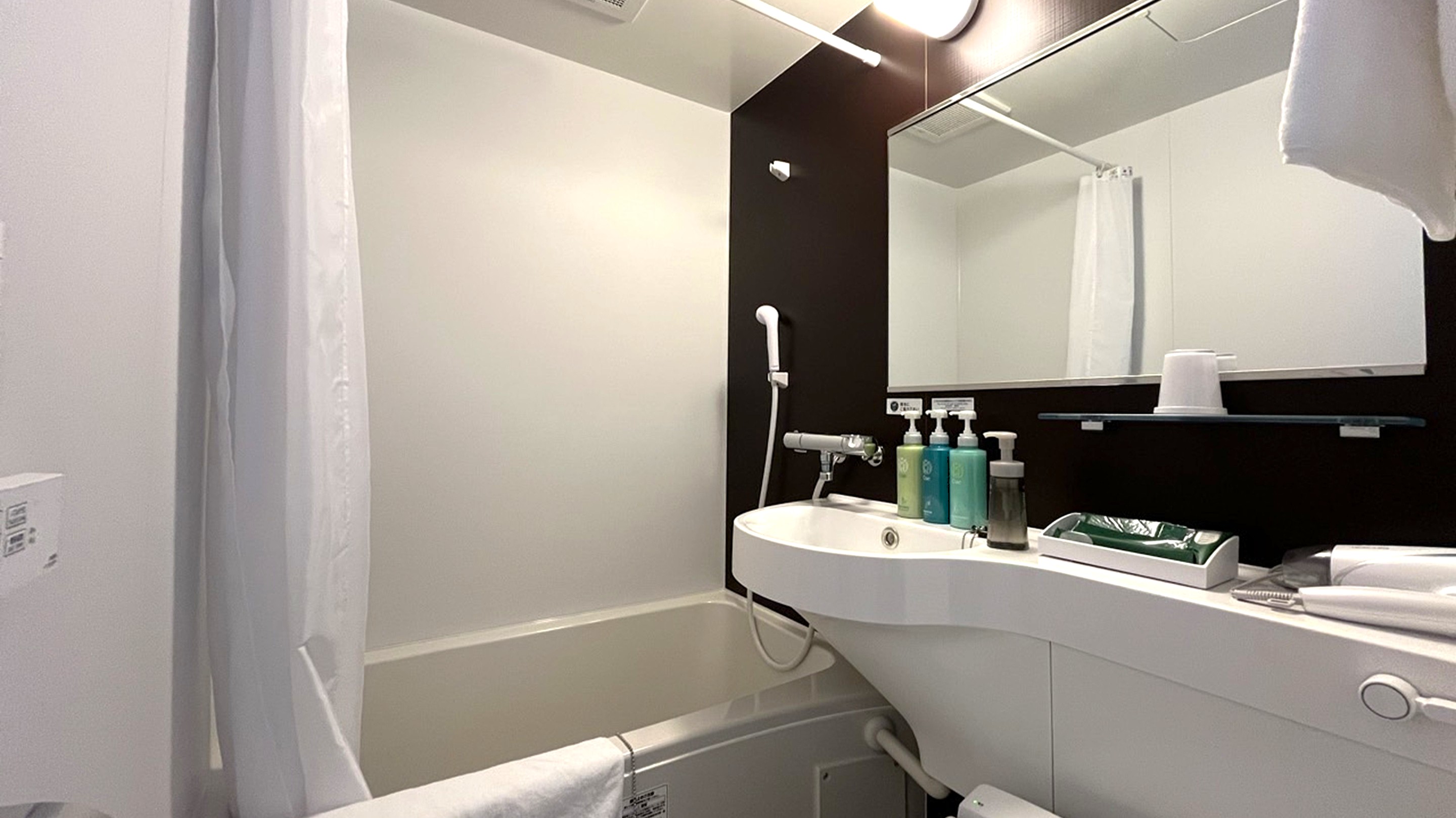 スタンダードルームユニットバス一例