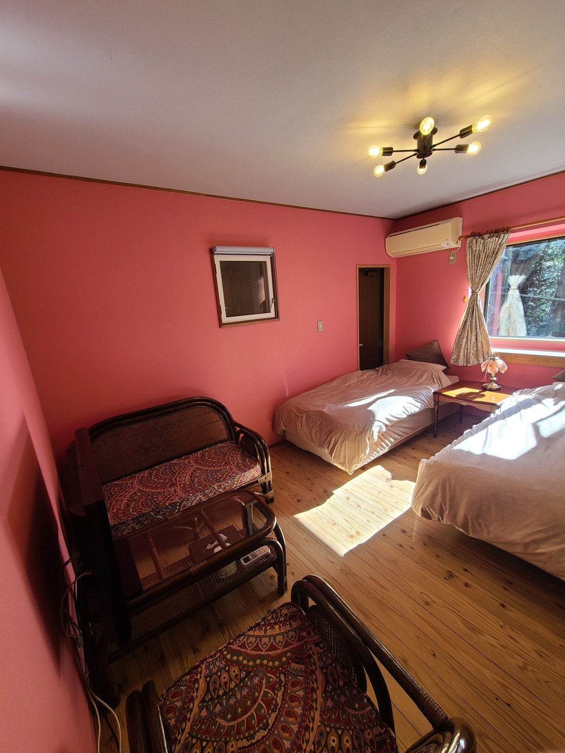 洋室ツイン【　連泊割引　】　冬にピッタリ露天風呂付き客室に泊まろう　ペットもOK