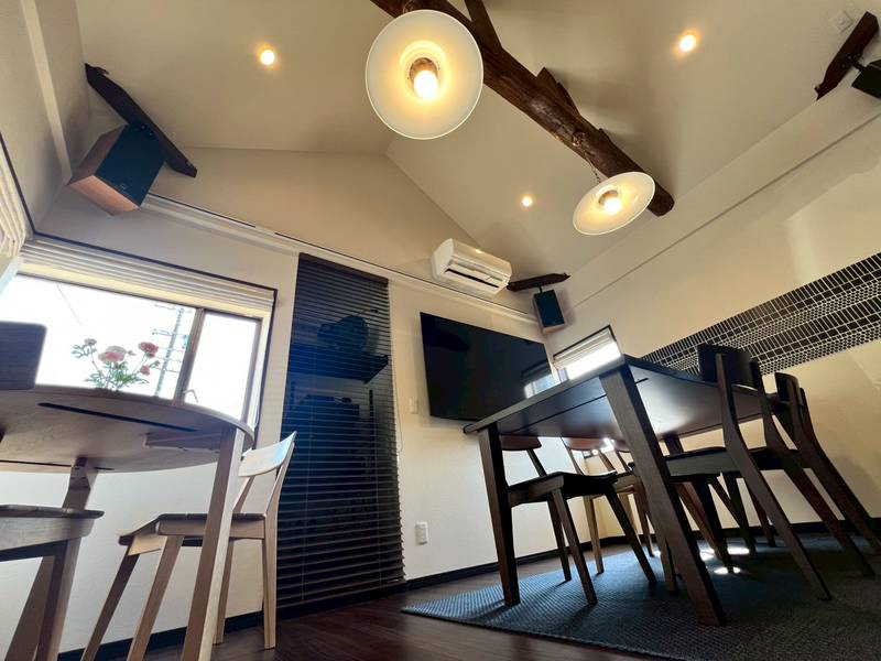 リビング吹抜け天井