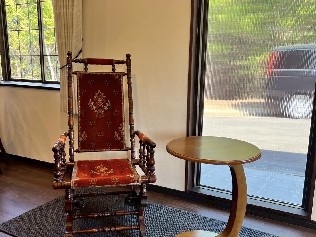 英国アンティーク揺り椅子