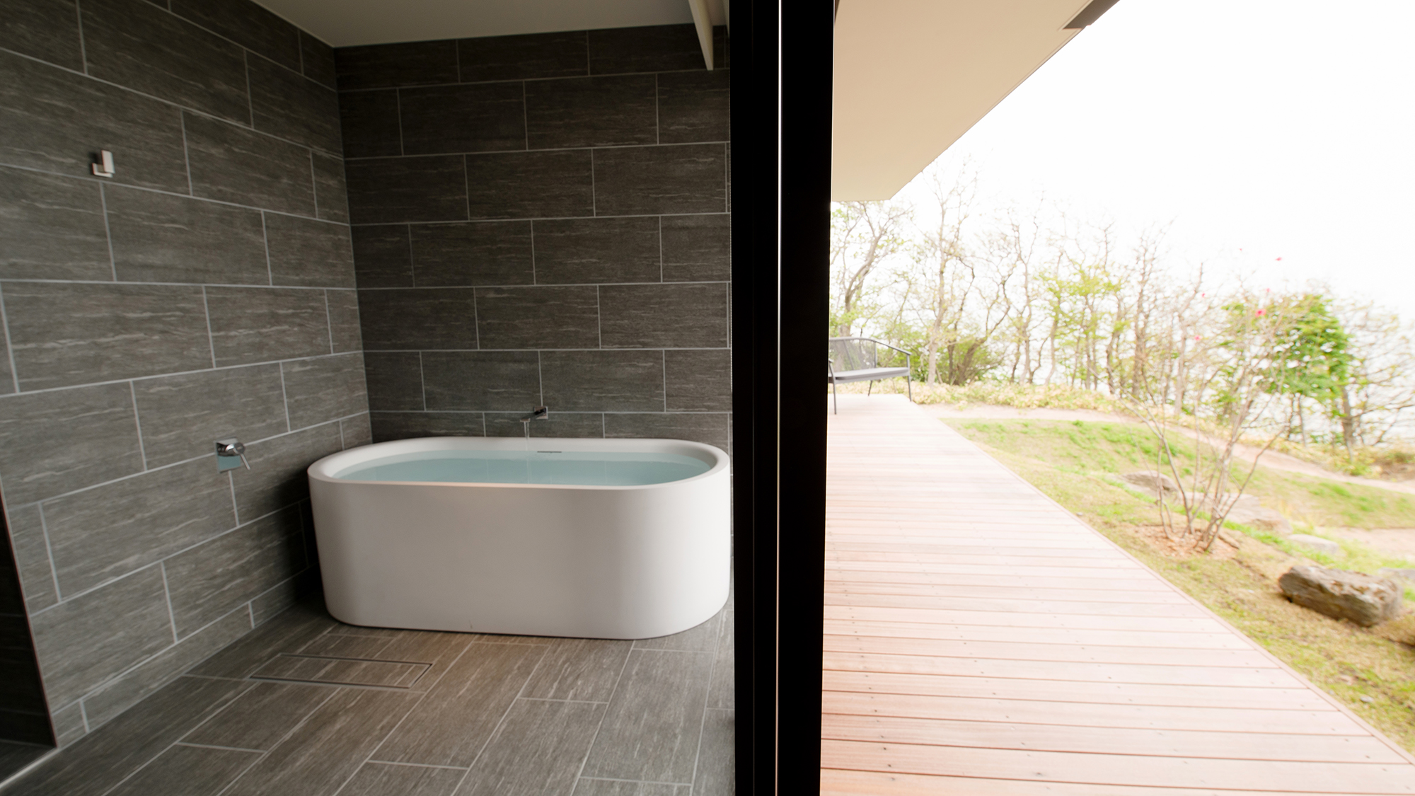 │テラススイート│