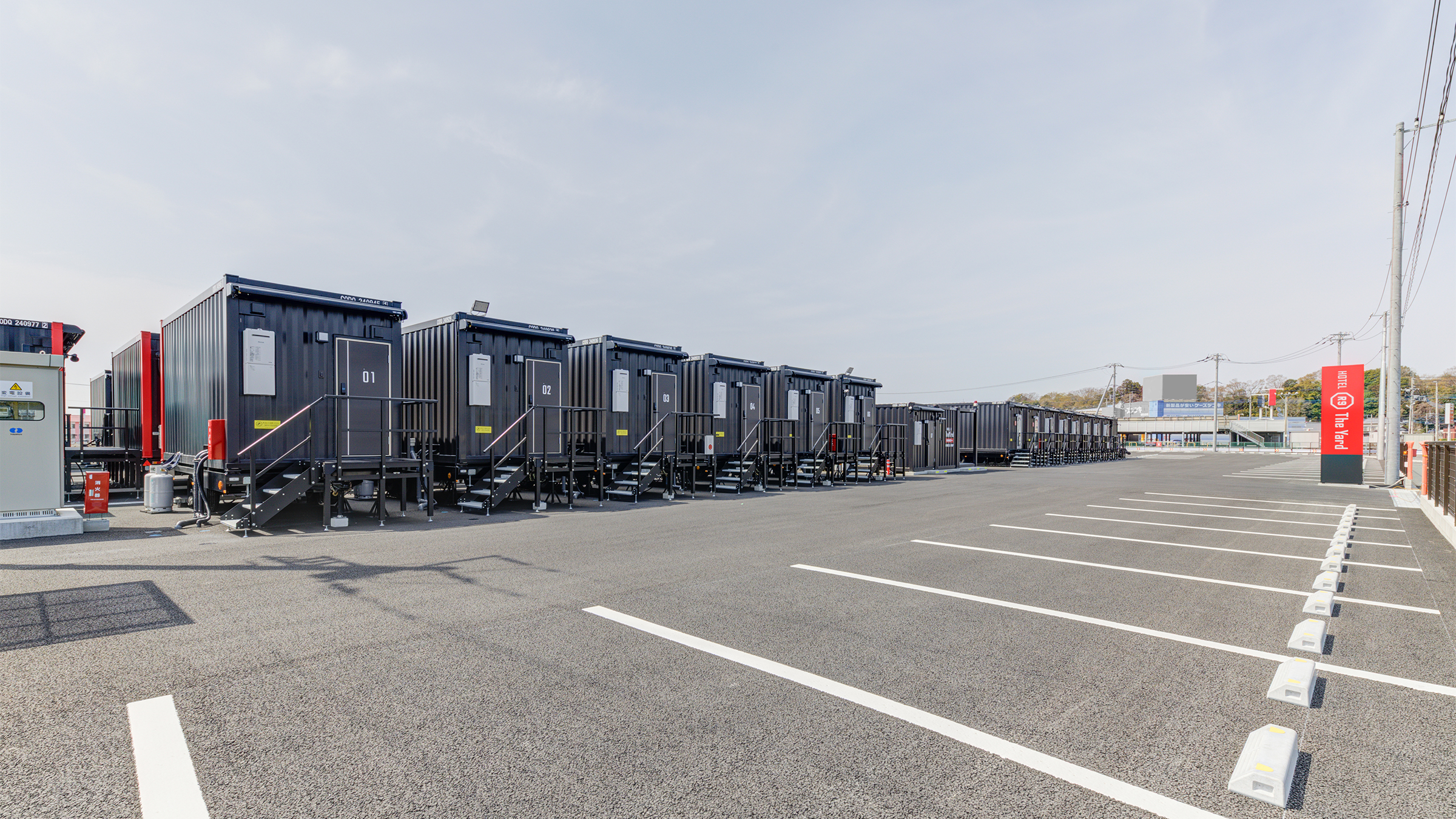 斬新な外観とコンパクトで快適な客室を備えたコンテナホテル　HOTEL R9 The Yard（ホテルアールナイン ザ ヤード）