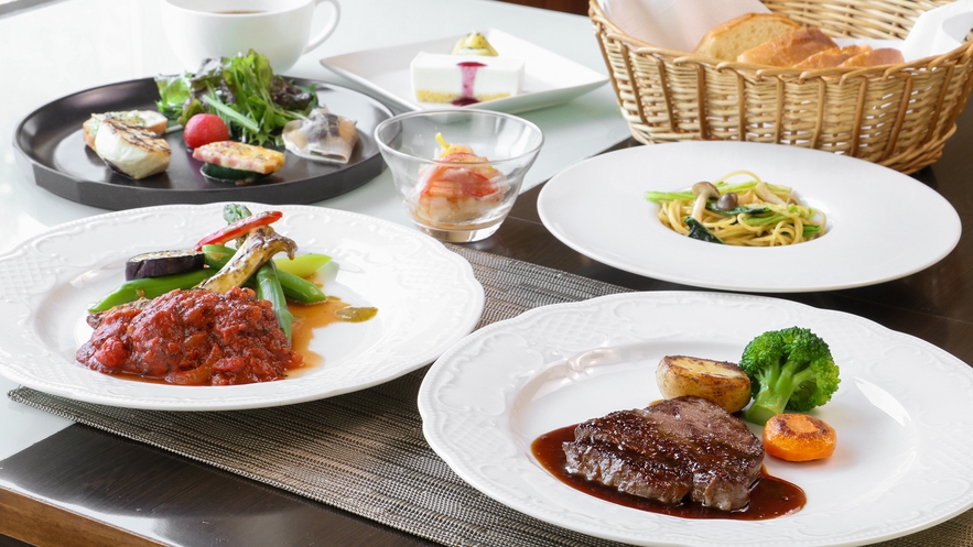 【12/30〜1/3専用夕食のみ】那須の食材をコース料理に♪独立型コテージと550坪ドッグランが魅力