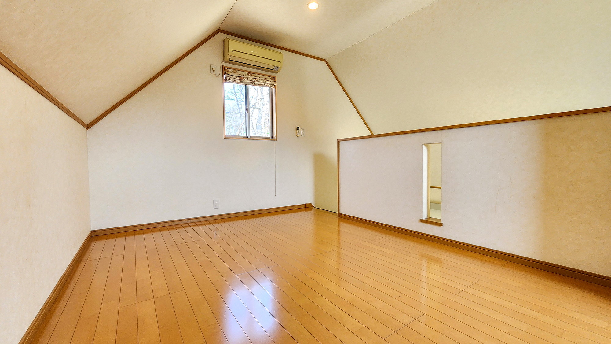 #コテージ　ロフト