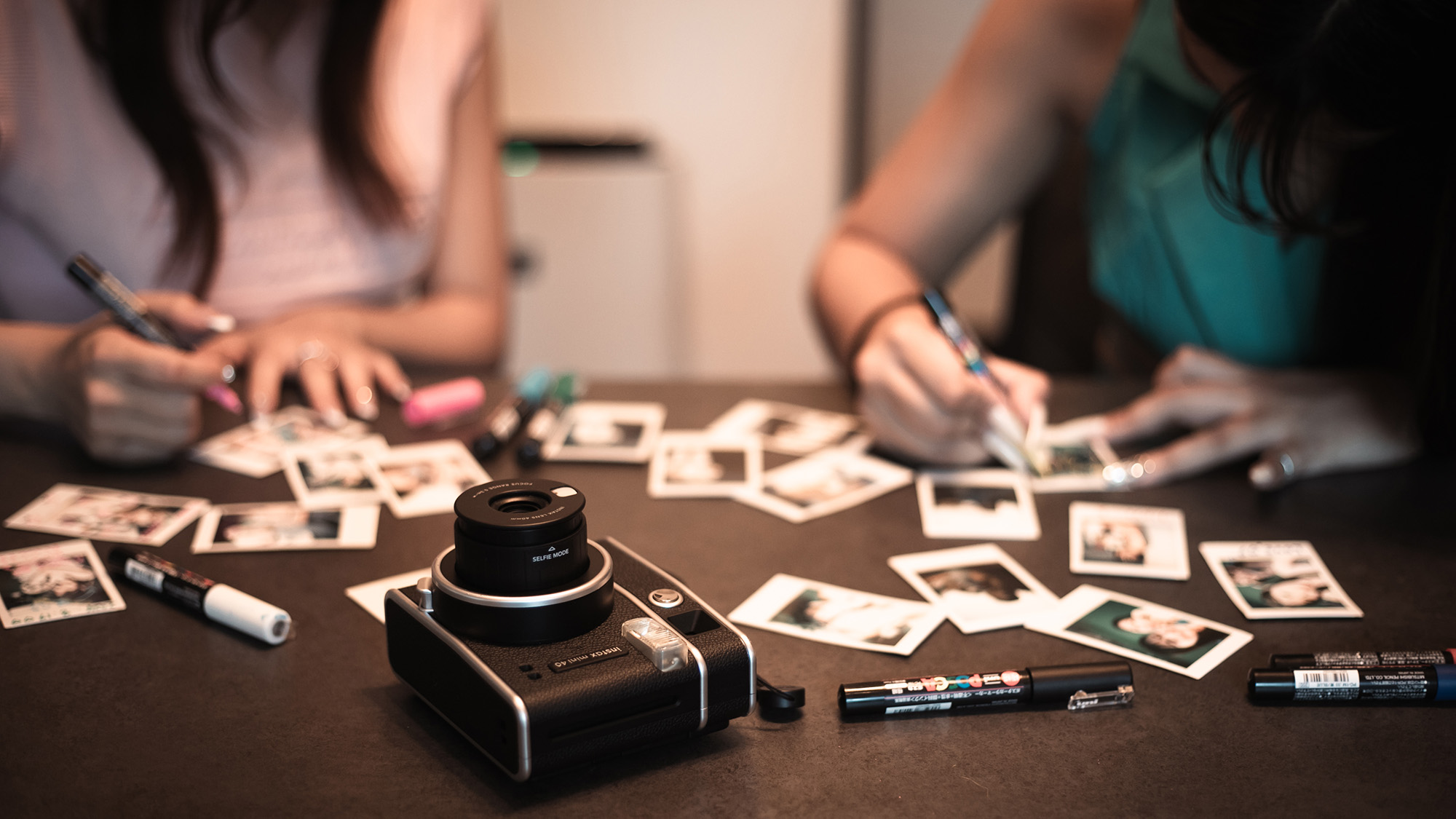 ・【チェキ】1Fリビングに置いてあるインスタントカメラ「チェキ」はご自由にお使いいただけます