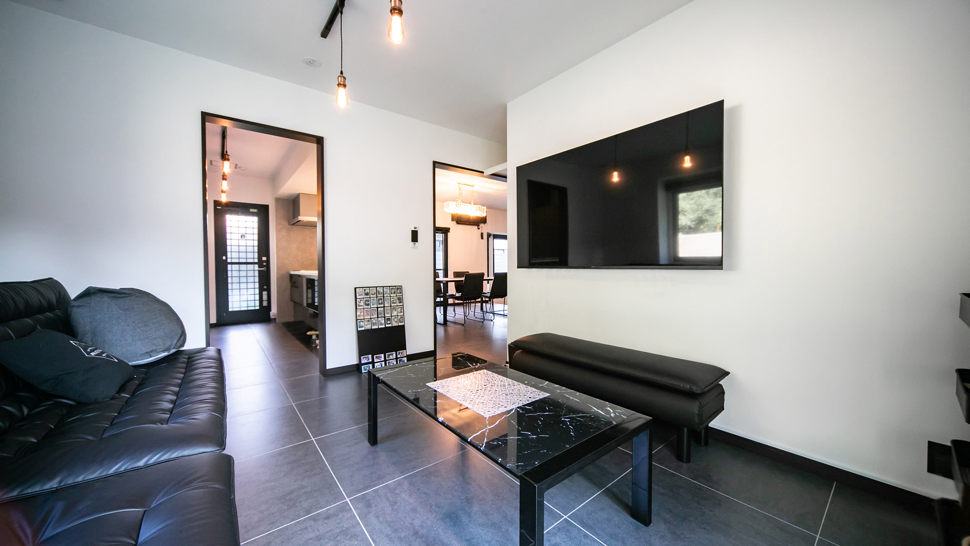 ・【セカンドリビング（1F）】LDKの隣で程よいプライバシー性を保ち、様々な用途にご活用いただけます