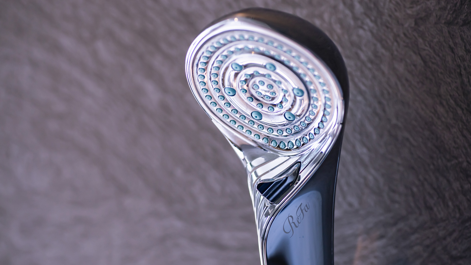 ・【ReFaシャワーヘッド（1F浴室）】旅の疲れをReFaシャワーヘッドで癒して髪も肌もツヤツヤ♪