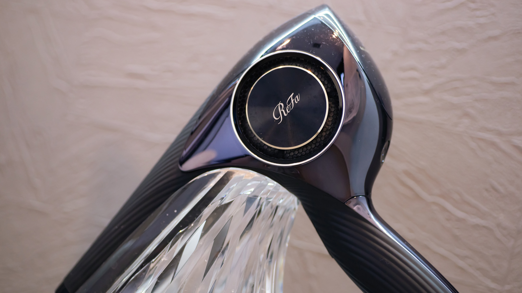 ・【ReFaドライヤー（1F洗面所、2F洗面所）】旅行先でも髪に潤いと輝きを。ReFaドライヤー完備