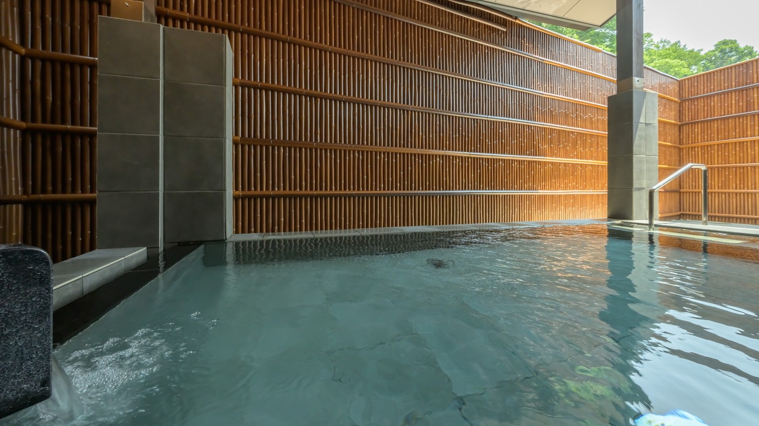 【2/13限定：一泊朝食付】春を呼ぶ甲府大祭『やくじぞうさん』特別参詣付き〇一年の厄除け・ご利益祈願