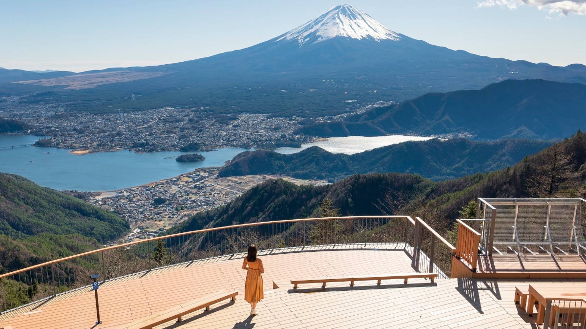 【FUJIYAMAツインテラス５周年特別企画専用バス半額割引券付】絶景富士山×河口湖堪能！一泊朝食付