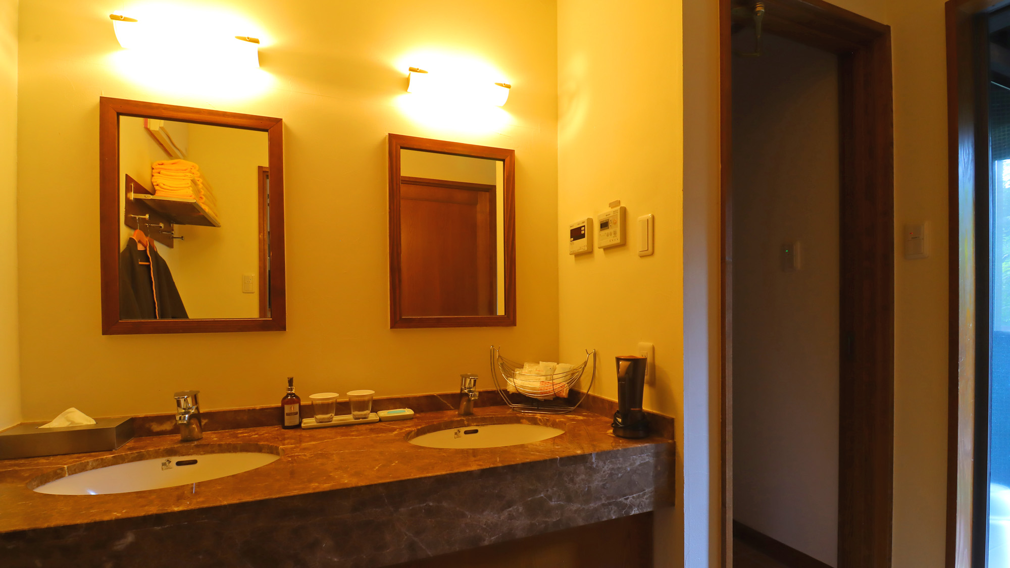 カーサ・ツインA－離れ－