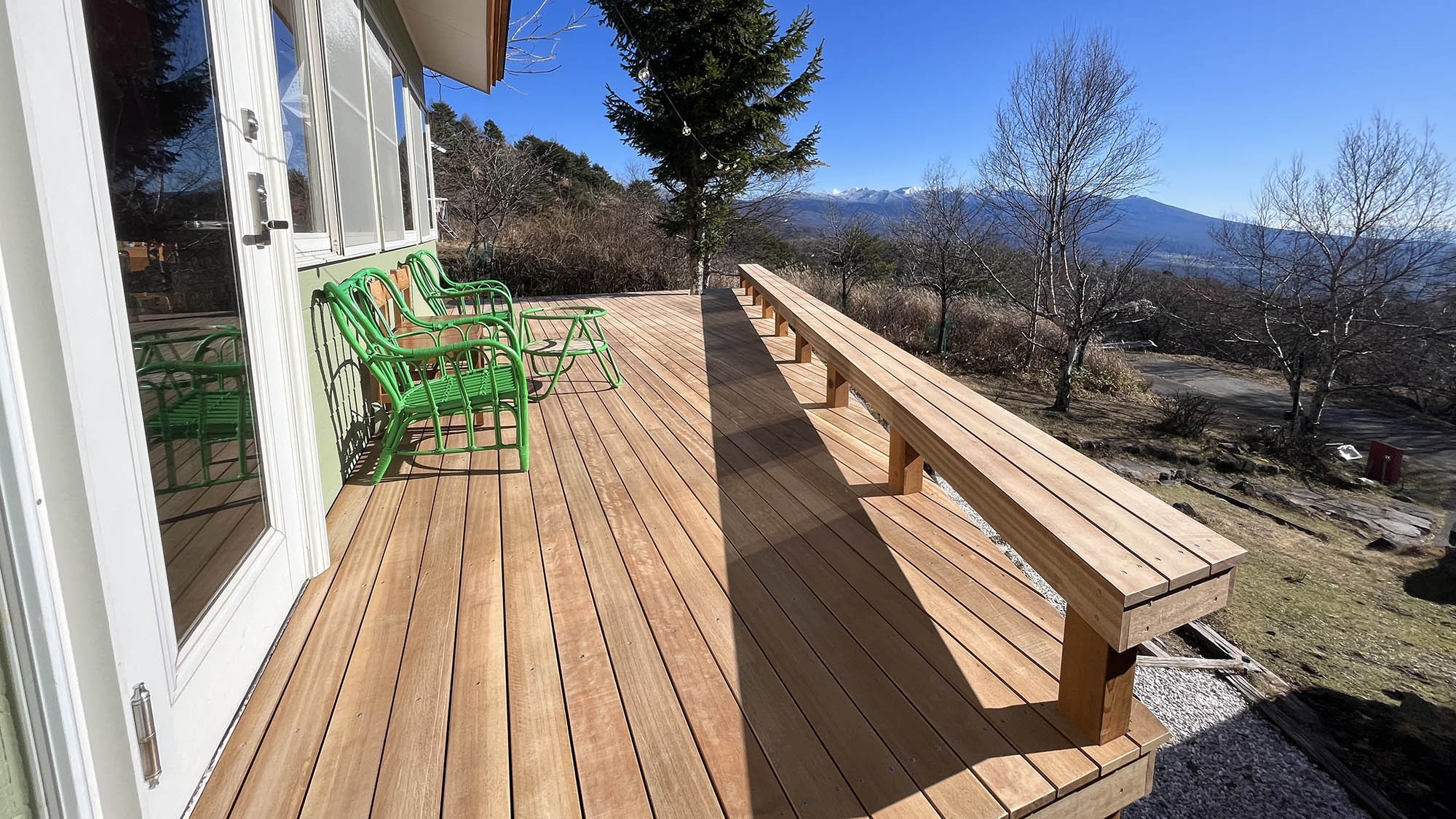 【素泊】霧ヶ峰高原に立地するホテルで大自然を体感！海外輸入のカラフルな客室が旅行気分を盛り上げます♪