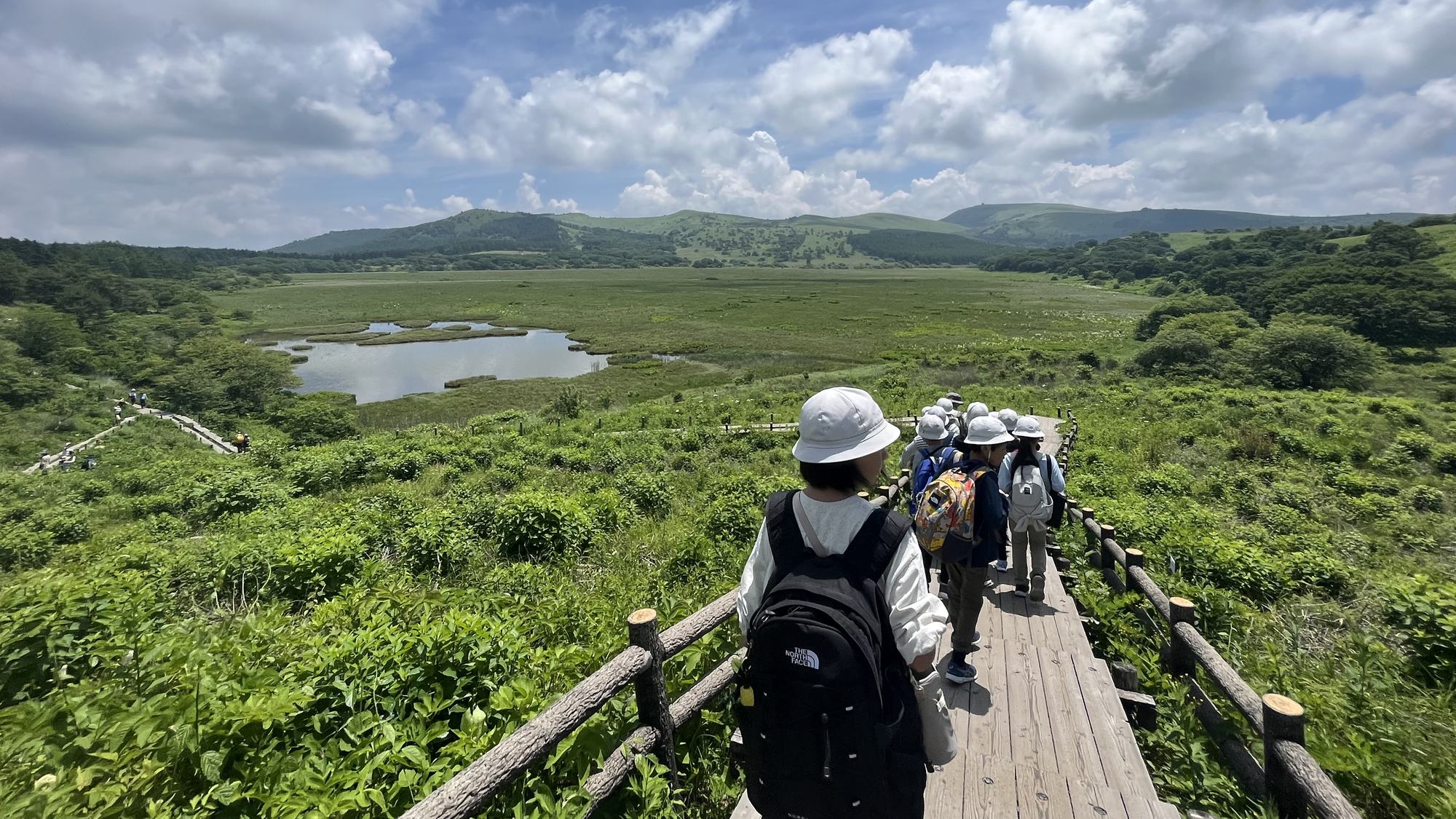 ・【散策イメージ】標高2,000m級の車山から、国の天然記念物である八島湿原へ