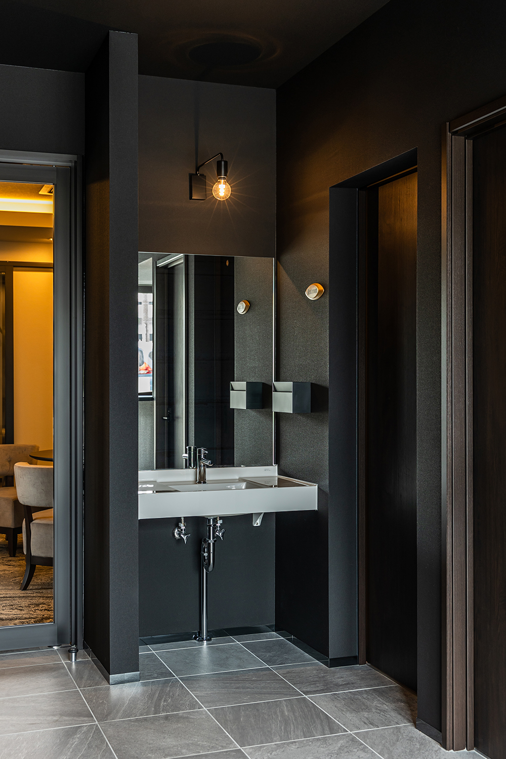 エントランス手洗い