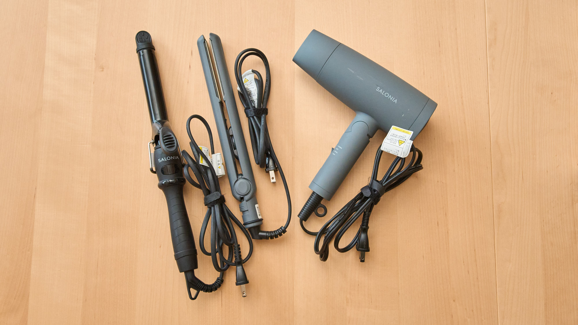 部屋備品：ドライヤー・アイロン