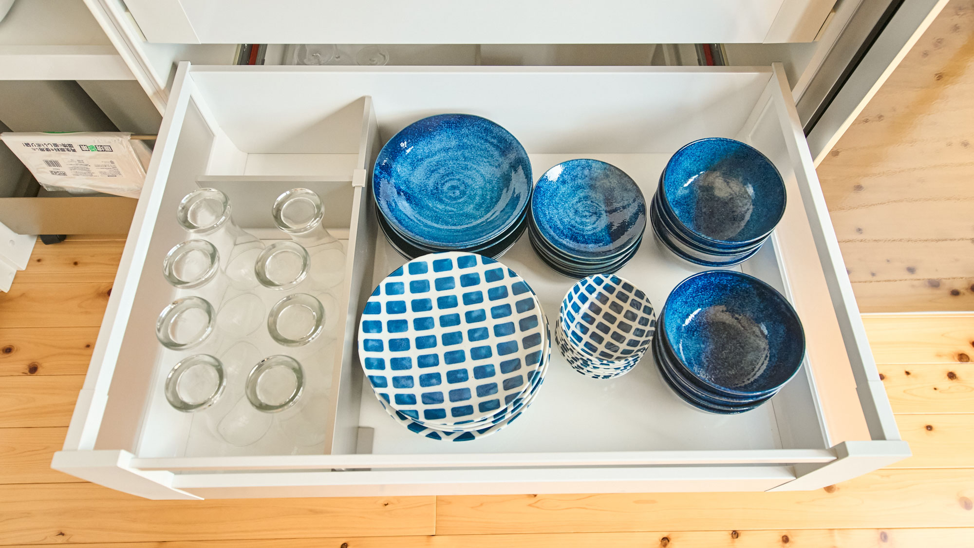 キッチン備品：食器