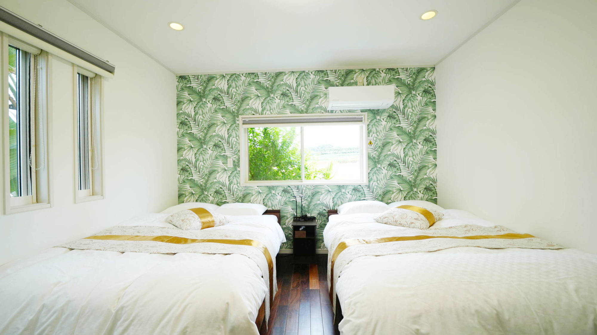 寝室3：ダブルベッド2台