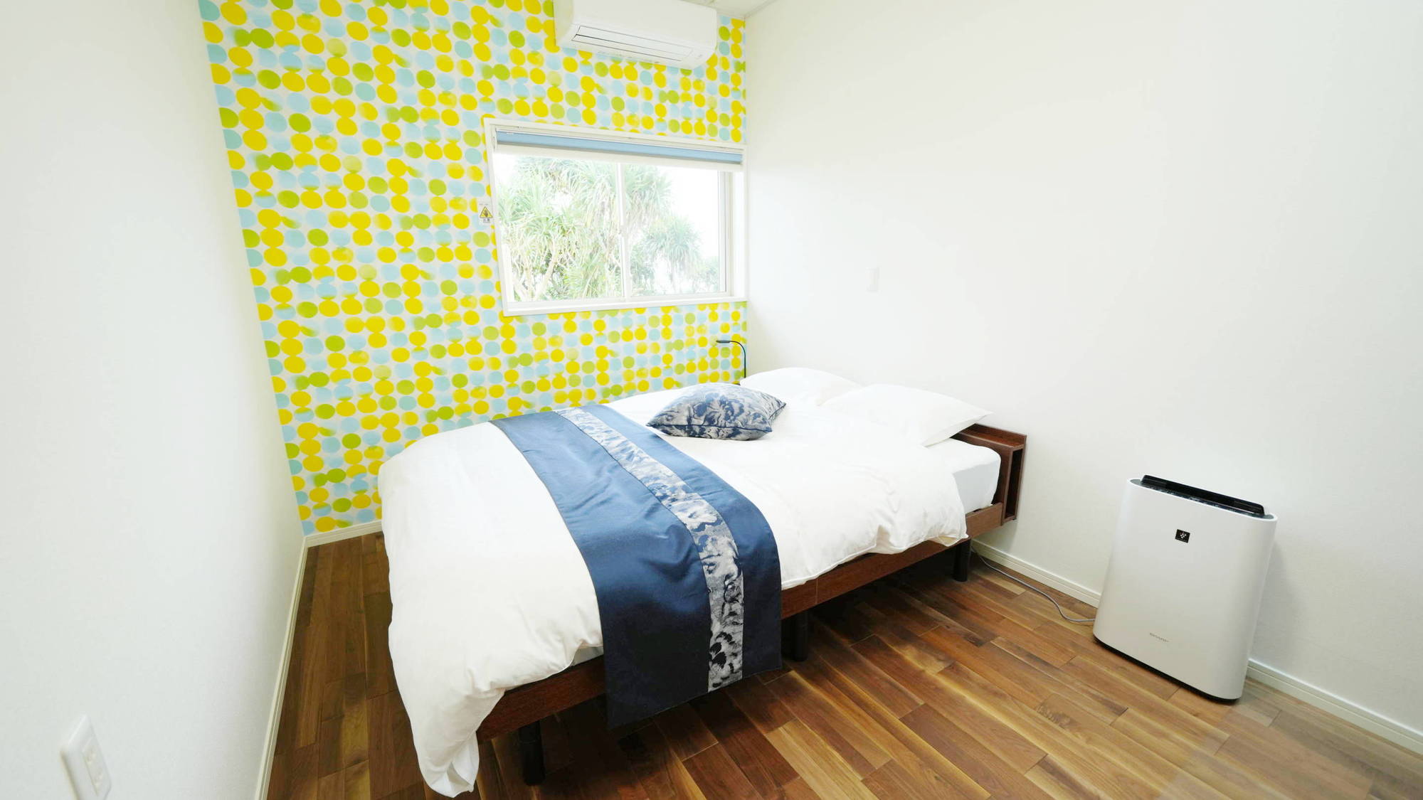 寝室2：ダブルベッド１台